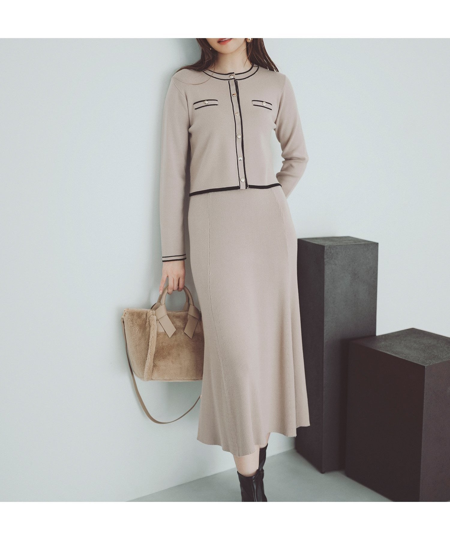 【ナチュラル ビューティー ベーシック/NATURAL BEAUTY BASIC】のバイカラーニットカーデ スカート 人気、トレンドファッション・服の通販 founy(ファニー) 　ファッション　Fashion　レディースファッション　Fashion for Women　スカート　Skirts　カーディガン　Cardigan, Knitwear　ダブル　Double, Double-Breasted　フレア　Flare, Flared　エレガント 上品　Elegant　 other-1|ID: prp329100004800501 ipo3291000000034935581