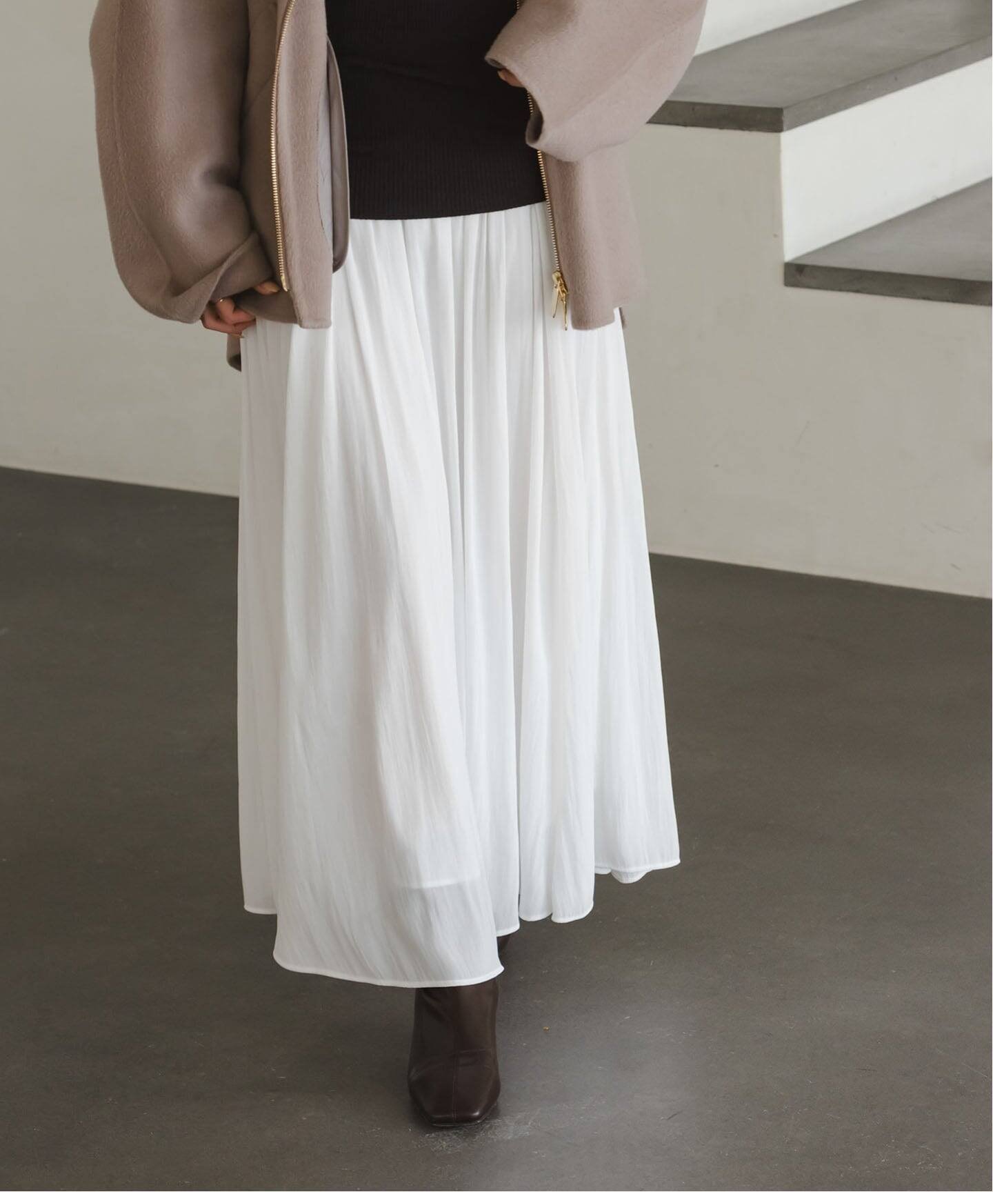 【ノーブル / スピック&スパン/NOBLE / Spick & Span】の割線シフォンギャザースカート インテリア・キッズ・メンズ・レディースファッション・服の通販 founy(ファニー) 　ファッション　Fashion　レディースファッション　Fashion for Women　スカート　Skirts　エレガント 上品　Elegant　シャーリング　Shirring, Ruched　A/W・秋冬　Autumn/Winter　ホワイト|ID: prp329100004800600 ipo3291000000035072062