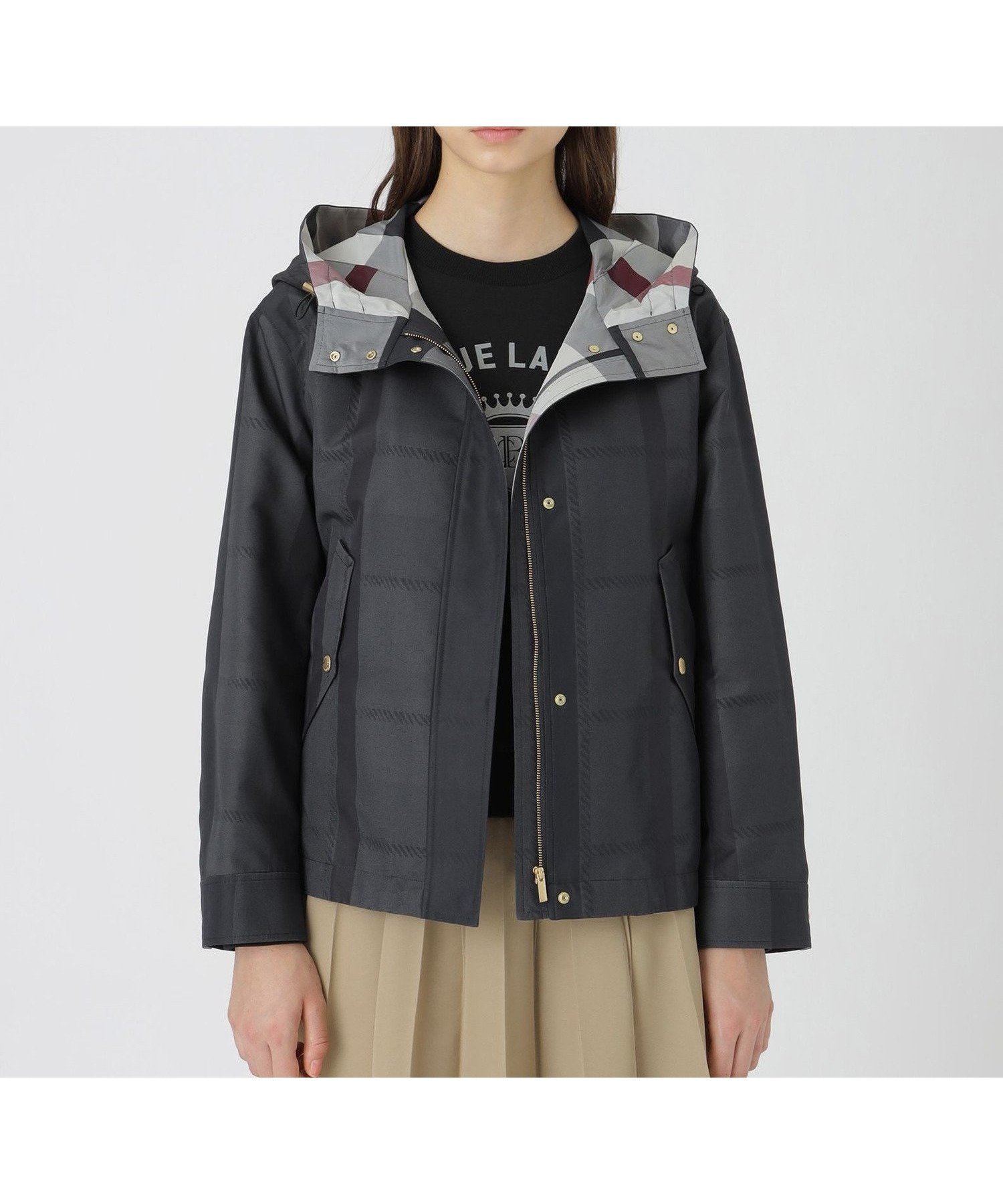 【ブルーレーベル クレストブリッジ/BLUE LABEL CRESTBRIDGE】の【はっ水】クレストブリッジチェックマウンテンパーカー インテリア・キッズ・メンズ・レディースファッション・服の通販 founy(ファニー) 　ファッション　Fashion　レディースファッション　Fashion for Women　トップス・カットソー　Cut & Sew Tops　レディースパーカー・カジュアルフーディー　Casual Hoodies & Sweatshirts　タフタ　Taffeta, Structured Fabric　チェック　Check, Plaid, Tartan　パーカー　Hoodie, Parka　ボトム　Bottoms, Lower Wear　ネイビー|ID: prp329100004800622 ipo3291000000035080304