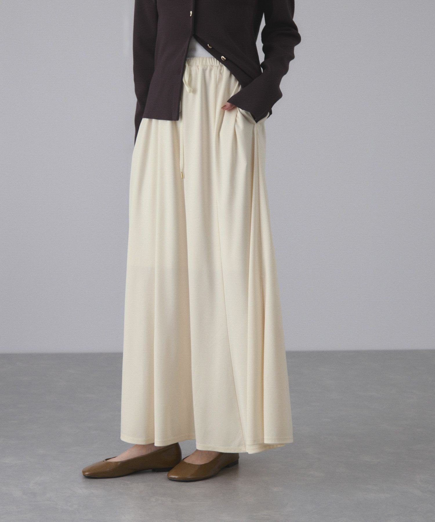 【アダム エ ロペ/ADAM ET ROPE'】のエンボスギャザースカート 人気、トレンドファッション・服の通販 founy(ファニー) 　ファッション　Fashion　レディースファッション　Fashion for Women　スカート　Skirts　カーディガン　Cardigan, Knitwear　ギャザー　Gathered, Ruffled　ジャケット　Jacket, Outerwear　スリット　Slit, Slit Detail　フレア　Flare, Flared　ブルゾン　Blouson, Bomber Jacket　ポケット　Pocket, Pocket Detail　A/W・秋冬　Autumn/Winter　おすすめ　Recommended / Our Picks　2026年　2026　 other-1|ID: prp329100004800647 ipo3291000000034947095