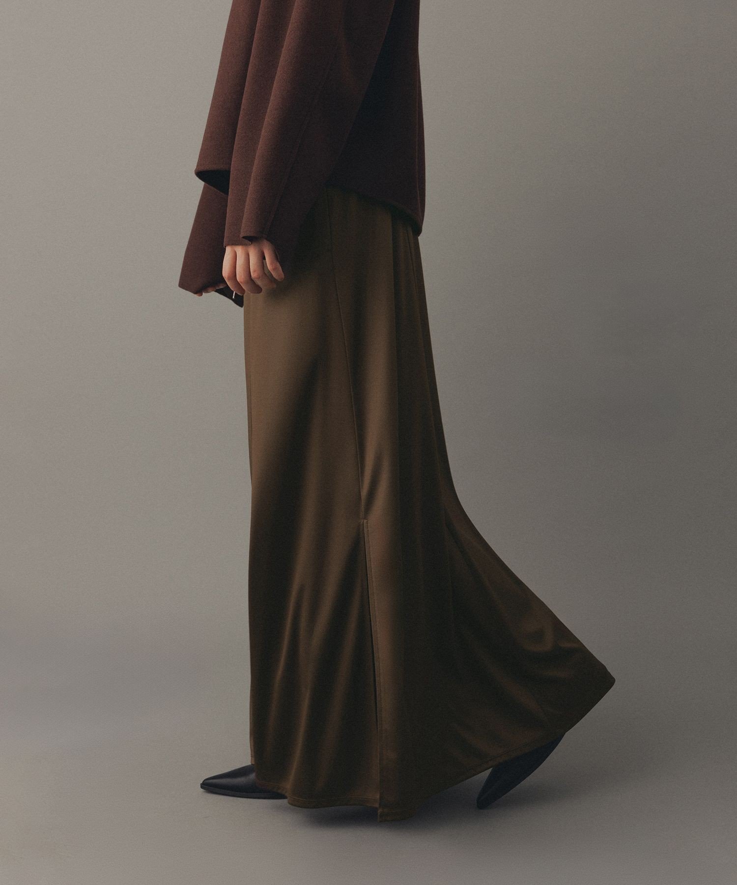 【アダム エ ロペ/ADAM ET ROPE'】のエンボスギャザースカート インテリア・キッズ・メンズ・レディースファッション・服の通販 founy(ファニー) 　ファッション　Fashion　レディースファッション　Fashion for Women　スカート　Skirts　カーディガン　Cardigan, Knitwear　ギャザー　Gathered, Ruffled　ジャケット　Jacket, Outerwear　スリット　Slit, Slit Detail　フレア　Flare, Flared　ブルゾン　Blouson, Bomber Jacket　ポケット　Pocket, Pocket Detail　A/W・秋冬　Autumn/Winter　おすすめ　Recommended / Our Picks　2026年　2026　ダークブラウン系(21)|ID: prp329100004800647 ipo3291000000034947099