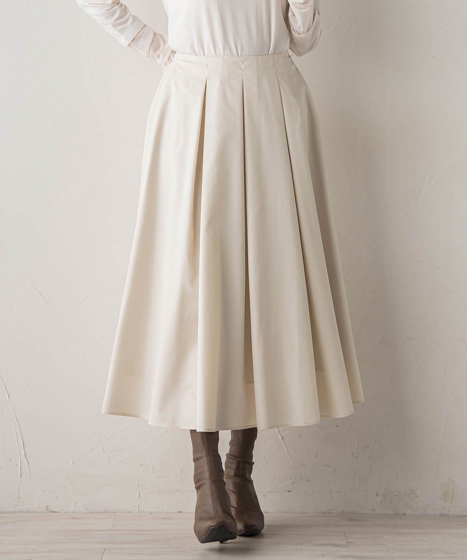 【ドロワット ロートレアモン/Droite Lautreamont】のタフタタックスカート≪洗濯機で洗える≫ インテリア・キッズ・メンズ・レディースファッション・服の通販 founy(ファニー) ファッション Fashion レディースファッション Fashion for Women スカート Skirts 洗える Machine Washable シューズ Shoes, Footwear タフタ Taffeta, Structured Fabric トレンド Trend, Trending Now 人気 Popular, Best Seller フェミニン Feminine, Girly ベーシック Basic, Essential 無地 Plain, Solid Color 冬 Winter / This Winter A/W・秋冬 Autumn/Winter 2025年 2025 2025-2026秋冬・A/W Autumn/Winter 2025–26 AW25–26 オフホワイト|ID: prp329100004800657 ipo3291000000034915417