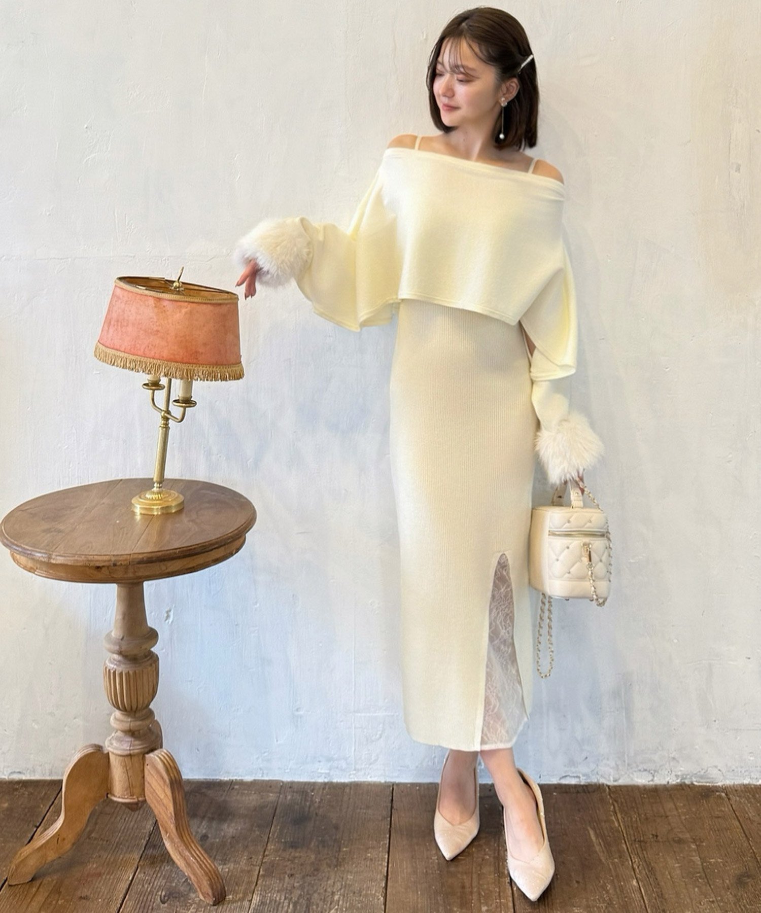 【ロイヤルパーティー/ROYAL PARTY】のファーポンチョ付スリットレースニットタイトワンピース 人気、トレンドファッション・服の通販 founy(ファニー) ファッション Fashion レディースファッション Fashion for Women アウター Coat / Outerwear Collection ポンチョ・ケープコート Ponchos & Capes アンサンブル Ensemble Set スリット Slit, Slit Detail フロント Front, Front Design ポンチョ Poncho, Cape Style レース Lace, Lace Fabric エレガント 上品 Elegant 秋 Autumn other-1|ID: prp329100004800663 ipo3291000000034883102