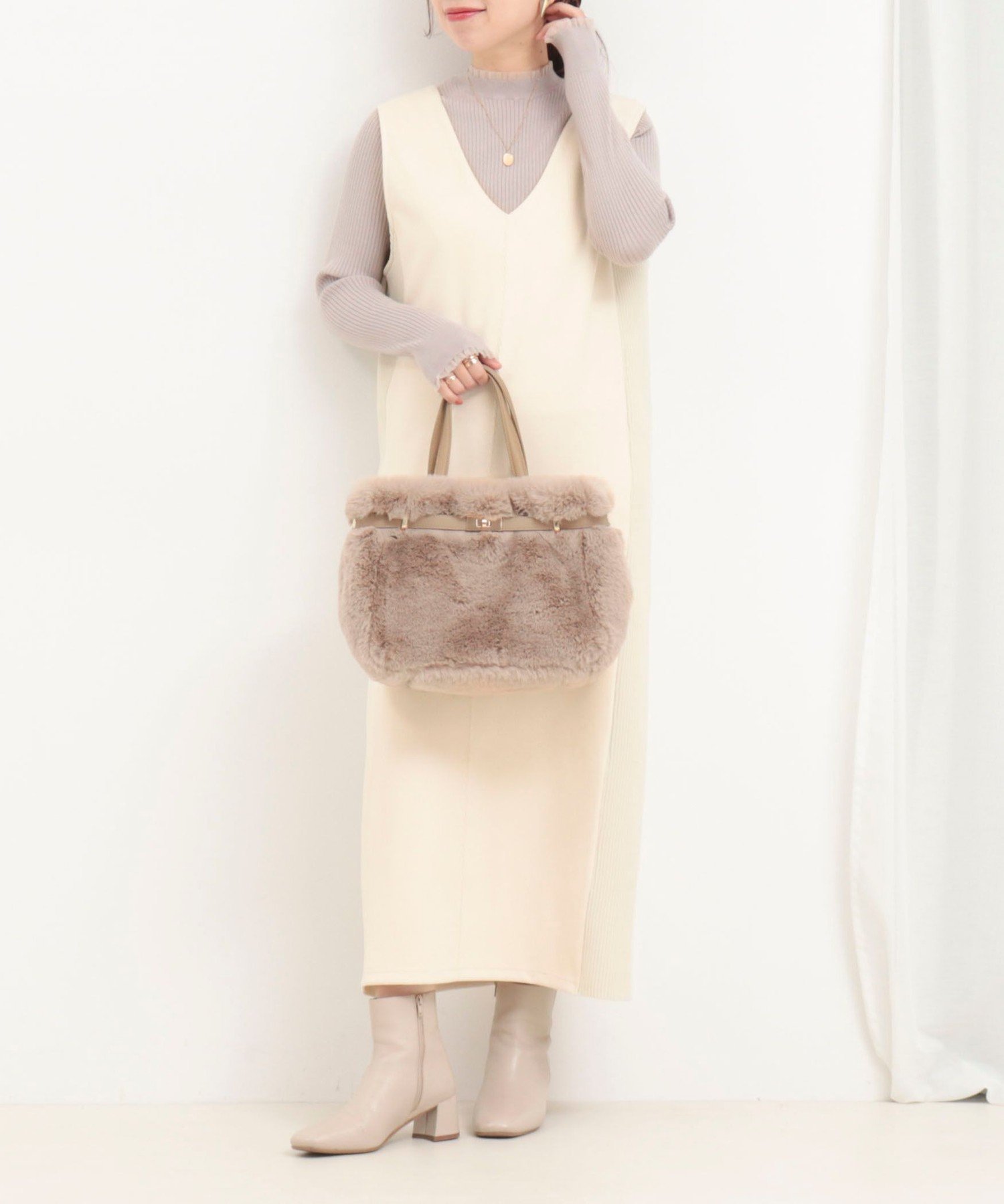 【ノーリーズ/NOLLEY'S】のスエード×リブ2WAYジャンスカ インテリア・キッズ・メンズ・レディースファッション・服の通販 founy(ファニー) ファッション Fashion レディースファッション Fashion for Women インナー Innerwear 切替 Switching, Contrast Panel シンプル Simple, Minimal ジャンスカ Jumper Skirt, Pinafore Dress スリット Slit, Slit Detail チェック Check, Plaid, Tartan 無地 Plain, Solid Color おすすめ Recommended / Our Picks エレガント 上品 Elegant セレモニー Ceremony ビジネス 仕事 通勤 Business / Work / Commuting 2025年 2025 2025-2026秋冬・A/W Autumn/Winter 2025–26 AW25–26 キナリ|ID: prp329100004800675 ipo3291000000034896869