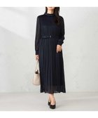 【アー ヴェー ヴェー/a.v.v】のランダムプリーツワンピース ネイビー|ID: prp329100004800677 ipo3291000000035144456