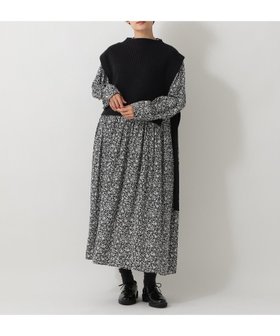 【アフタヌーンティー リビング/Afternoon Tea LIVING】のフラワー切替ギャザーワンピース 人気、トレンドファッション・服の通販 founy(ファニー) ファッション Fashion レディースファッション Fashion for Women ワンピース Dresses なめらか Smooth, Silky Texture エレガント 上品 Elegant ギャザー Gathered, Ruffled フラワー Flower, Floral ロング Long, Long-Length 切替 Switching, Contrast Panel |ID:prp329100004800732