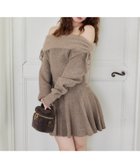 【ナイスクラップ/NICE CLAUP】のオフショルプリーツニットミニワンピ 人気、トレンドファッション・服の通販 founy(ファニー) ファッション Fashion レディースファッション Fashion for Women ワンピース Dresses ロング Long, Long-Length ワンポイント One Point, Statement Accent 再入荷 Restock / Back in Stock おすすめ Recommended / Our Picks 2025年 2025 2025-2026秋冬・A/W Autumn/Winter 2025–26 AW25–26 thumbnail モカ|ID: prp329100004800769 ipo3291000000035011606