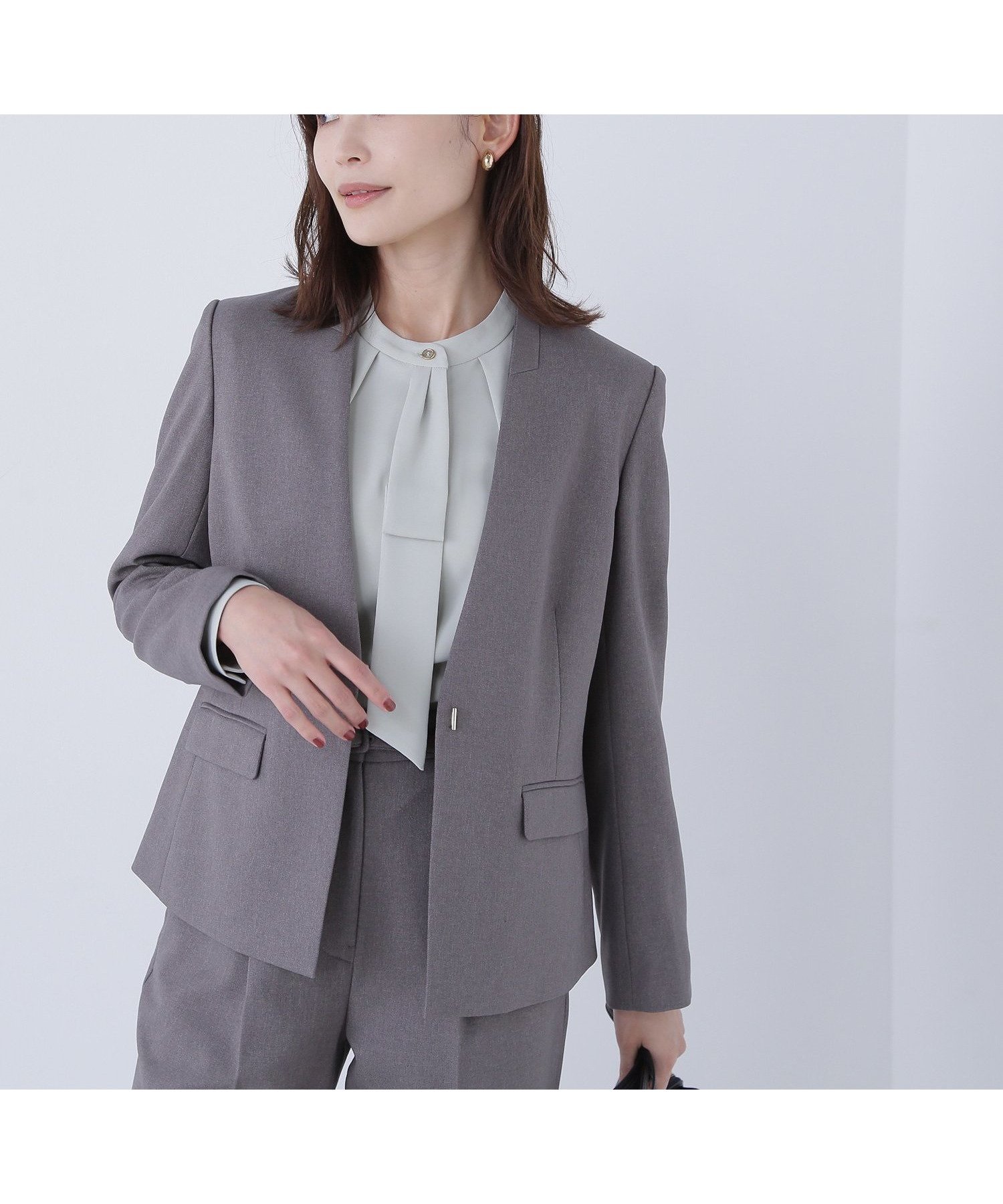 【ナチュラル ビューティー ベーシック/NATURAL BEAUTY BASIC】のウーステッドライクツイル SETUP ノーカラージャケット インテリア・キッズ・メンズ・レディースファッション・服の通販 founy(ファニー) 　ファッション　Fashion　レディースファッション　Fashion for Women　アウター　Coat / Outerwear Collection　レディースジャケット・軽アウター　Jackets　ノーカラージャケット / シンプル上品コーデ　Collarless Jackets　おすすめ　Recommended / Our Picks　オケージョン　Occasion Wear　ジャケット　Jacket, Outerwear　スーツ　Suit, Formalwear　フロント　Front, Front Design　エレガント 上品　Elegant　ウォームグレー|ID: prp329100004800785 ipo3291000000034831076