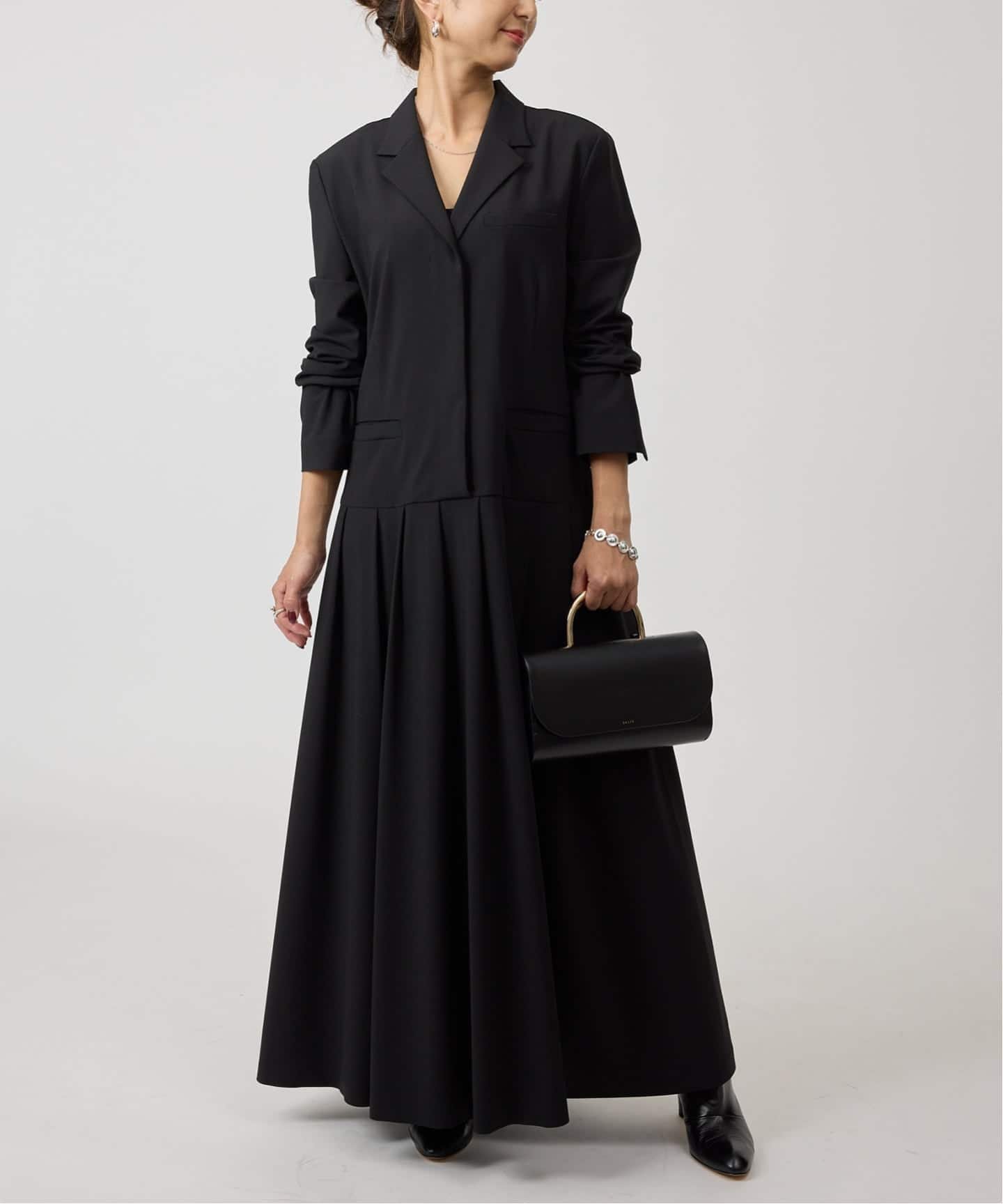 【ヴェルメイユ パー イエナ/VERMEIL par iena】のTRストレッチタックワンピース 人気、トレンドファッション・服の通販 founy(ファニー) 　ファッション　Fashion　レディースファッション　Fashion for Women　ワンピース　Dresses　2025年　2025　2025-2026秋冬・A/W　Autumn/Winter 2025–26 AW25–26　アクセサリー　Fashion Accessories　ストレッチ　Stretch, Stretchy Fabric　スマート　Smart, Elegant　フォーマル　Formal, Dressy　エレガント 上品　Elegant　人気　Popular, Best Seller　春　Spring　A/W・秋冬　Autumn/Winter　 other-1|ID: prp329100004800836 ipo3291000000034831592