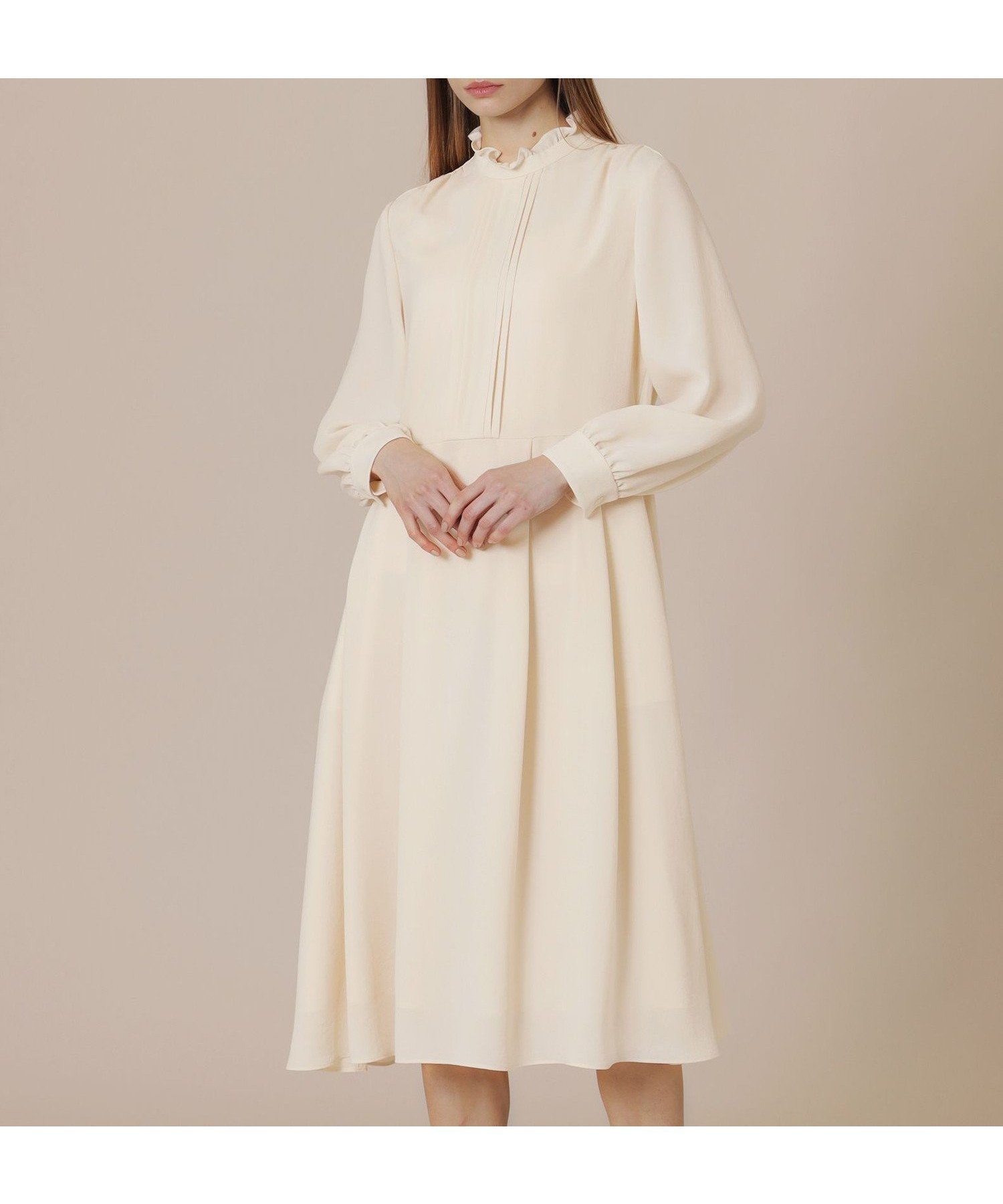 【マッキントッシュ ロンドン/MACKINTOSH LONDON】のポリエステルジョーゼットワンピース インテリア・キッズ・メンズ・レディースファッション・服の通販 founy(ファニー) 　ファッション　Fashion　レディースファッション　Fashion for Women　ワンピース　Dresses　ウォッシャブル　Machine Washable　カーディガン　Cardigan, Knitwear　ギャザー　Gathered, Ruffled　ジャケット　Jacket, Outerwear　ジョーゼット　Georgette, Semi-Sheer Fabric　パウダー　Powder, Soft Tone　フリル　Frill, Ruffle　冬　Winter / This Winter　春　Spring　秋　Autumn　オフホワイト|ID: prp329100004800859 ipo3291000000034831800