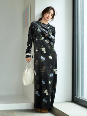 【ミースロエ/MIESROHE】のバックシャンベロアキャミワンピース 人気、トレンドファッション・服の通販 founy(ファニー) ファッション Fashion レディースファッション Fashion for Women ワンピース Dresses キャミソールワンピース Camisole Dresses インナー Innerwear クラッシュ Distressed, Crashed Style スマート Smart, Elegant フロント Front, Front Design ベロア Velour, Soft Velvet リボン Ribbon, Bow |ID:prp329100004800890