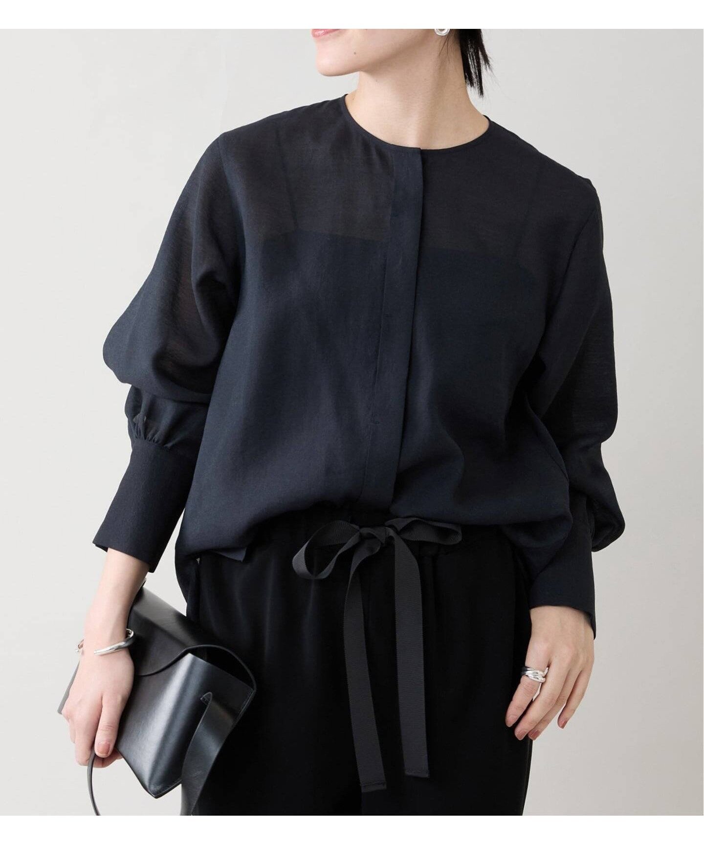 【ヴェルメイユ パー イエナ/VERMEIL par iena】の《追加5》シアーブラウス 人気、トレンドファッション・服の通販 founy(ファニー) ファッション Fashion レディースファッション Fashion for Women トップス・カットソー Cut & Sew Tops シャツ・ブラウス・オフィスカジュアル Elegant Blouses & Button-Ups 2025年 2025 2025-2026秋冬・A/W Autumn/Winter 2025–26 AW25–26 カフス Cuff Design シアー Sheer, See-Through スポーティ Sporty, Casual Athletic スラックス Slacks, Dress Pants エレガント 上品 Elegant other-1|ID: prp329100004800960 ipo3291000000034832669