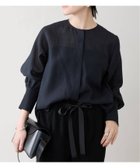 【ヴェルメイユ パー イエナ/VERMEIL par iena】の《追加5》シアーブラウス 人気、トレンドファッション・服の通販 founy(ファニー) ファッション Fashion レディースファッション Fashion for Women トップス・カットソー Cut & Sew Tops シャツ・ブラウス・オフィスカジュアル Elegant Blouses & Button-Ups 2025年 2025 2025-2026秋冬・A/W Autumn/Winter 2025–26 AW25–26 カフス Cuff Design シアー Sheer, See-Through スポーティ Sporty, Casual Athletic スラックス Slacks, Dress Pants エレガント 上品 Elegant thumbnail ネイビー|ID: prp329100004800960 ipo3291000000034832670