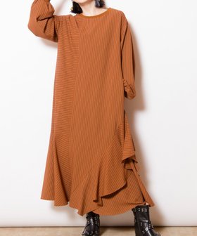 【オズモーシス/OSMOSIS】のストライプ切替ワンピース 人気、トレンドファッション・服の通販 founy(ファニー) ファッション Fashion レディースファッション Fashion for Women ワンピース Dresses インナー Innerwear ストライプ Stripe, Striped Pattern ストレッチ Stretch, Stretchy Fabric フリル Frill, Ruffle ポケット Pocket, Pocket Detail 再入荷 Restock / Back in Stock 切替 Switching, Contrast Panel A/W・秋冬 Autumn/Winter |ID:prp329100004801006