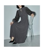 【ビーフラット/bflat】のVネックシアースリーブドレス キーホールネック シンプル 結婚式 成人式 二次会 人気、トレンドファッション・服の通販 founy(ファニー) ファッション Fashion レディースファッション Fashion for Women トップス・カットソー Cut & Sew Tops Vネックトップス V-Neck Tops / V-Cut Neckline Shirts ワンピース Dresses フォーマル・パーティードレス・結婚式用ドレス Elegant & Casual Dresses シンプル Simple, Minimal スリーブ Sleeve, Long Sleeve / Short Sleeve チュール Tulip, Tulip Motif ネックレス Necklace, Pendant Necklace パール Pearl, Pearl Accent フレア Flare, Flared ワンポイント One Point, Statement Accent おすすめ Recommended / Our Picks 結婚式 Wedding 披露宴 Wedding Reception 二次会 After Party thumbnail チャコール|ID: prp329100004801007 ipo3291000000035038427