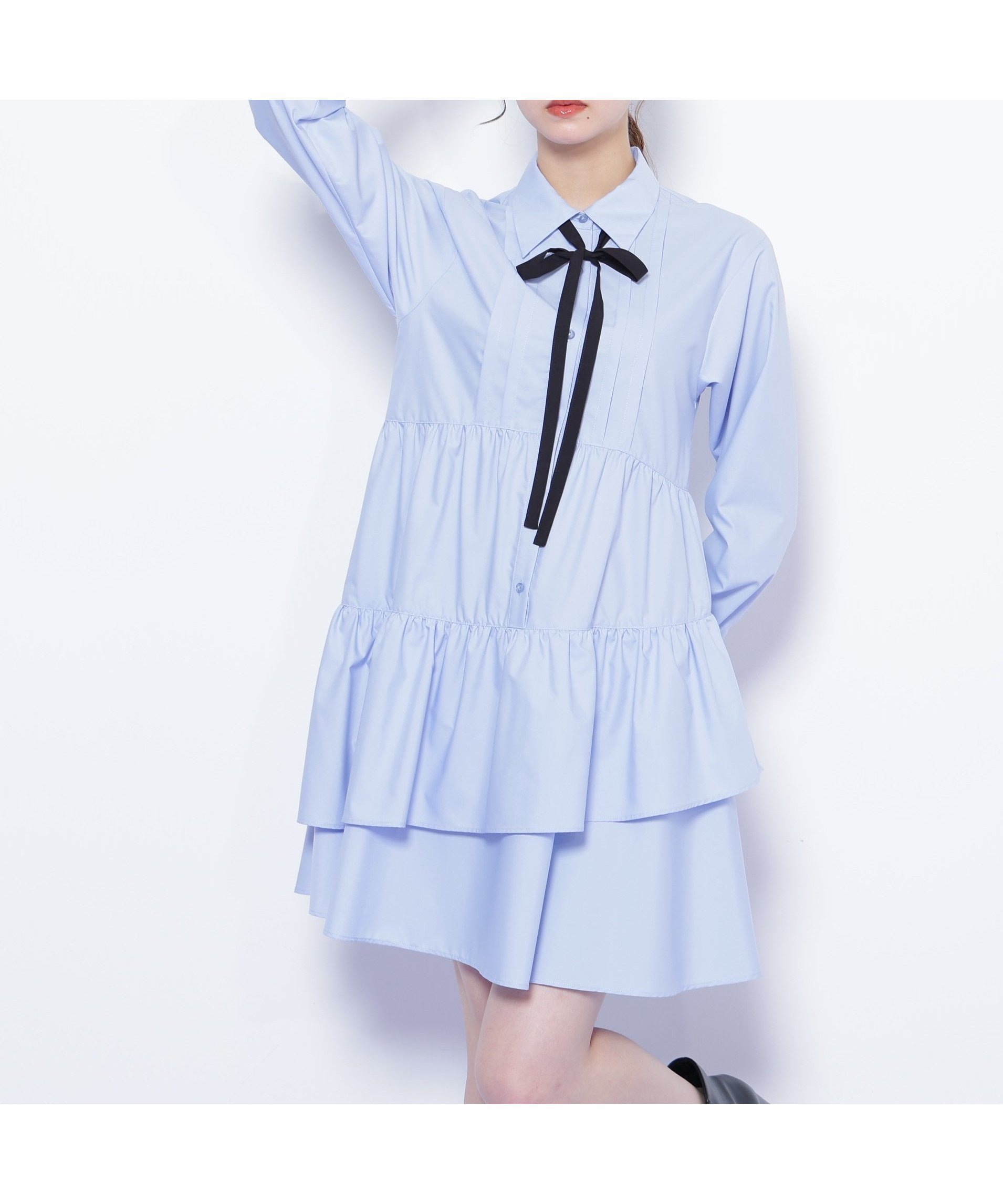 【ジルバイジルスチュアート/JILL by JILLSTUART】のティアードミニシャツワンピース インテリア・キッズ・メンズ・レディースファッション・服の通販 founy(ファニー) 　ファッション　Fashion　レディースファッション　Fashion for Women　ワンピース　Dresses　シャツワンピース / 1枚で着映えコーデ　Shirt Dresses　シャンブレー　Chambray, Denim-Like Fabric　スウェット / スエット　Sweatshirt, Sweatwear　スマート　Smart, Elegant　デニム　Denim, Jeans Material　トレンド　Trend, Trending Now　ベスト　Vest, Waistcoat　ブルー|ID: prp329100004801017 ipo3291000000035168612