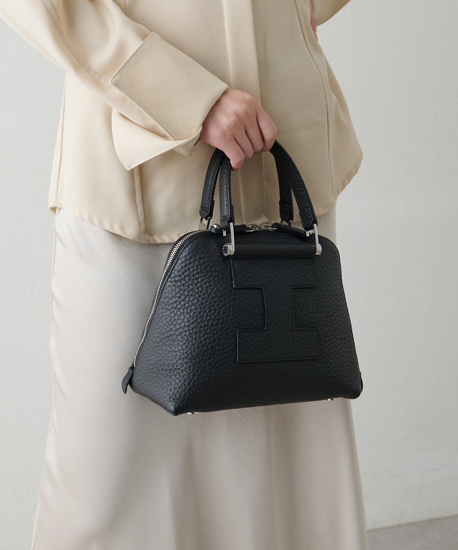 【イアクッチ/IACUCCI】のギブリ S ALCE インテリア・キッズ・メンズ・レディースファッション・服の通販 founy(ファニー) 　ファッション　Fashion　レディースファッション　Fashion for Women　春　Spring　クラシカル　Classical, Vintage-Inspired　コレクション　Collection, Seasonal Line　コンパクト　Compact, Small Size　ショルダー　Shoulder, Shoulder Strap　人気　Popular, Best Seller　S/S・春夏　SS, Spring/Summer, Warm Season　夏　Summer　ブラック|ID: prp329100004801023 ipo3291000000034918292