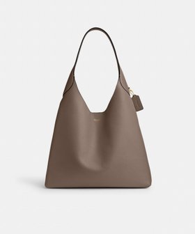 【コーチ/COACH】の【公式】ブルックリン ショルダー バッグ 39 人気、トレンドファッション・服の通販 founy(ファニー) ファッション Fashion レディースファッション Fashion for Women エレガント 上品 Elegant クラシック Classic, Timeless Style ショルダー Shoulder, Shoulder Strap ニューヨーク New York, NYC Style フィット Fit, Slim Fit ポケット Pocket, Pocket Detail マグネット Magnet, Magnetic Closure おすすめ Recommended / Our Picks ギフト プレゼント Gift / Present |ID:prp329100004801063