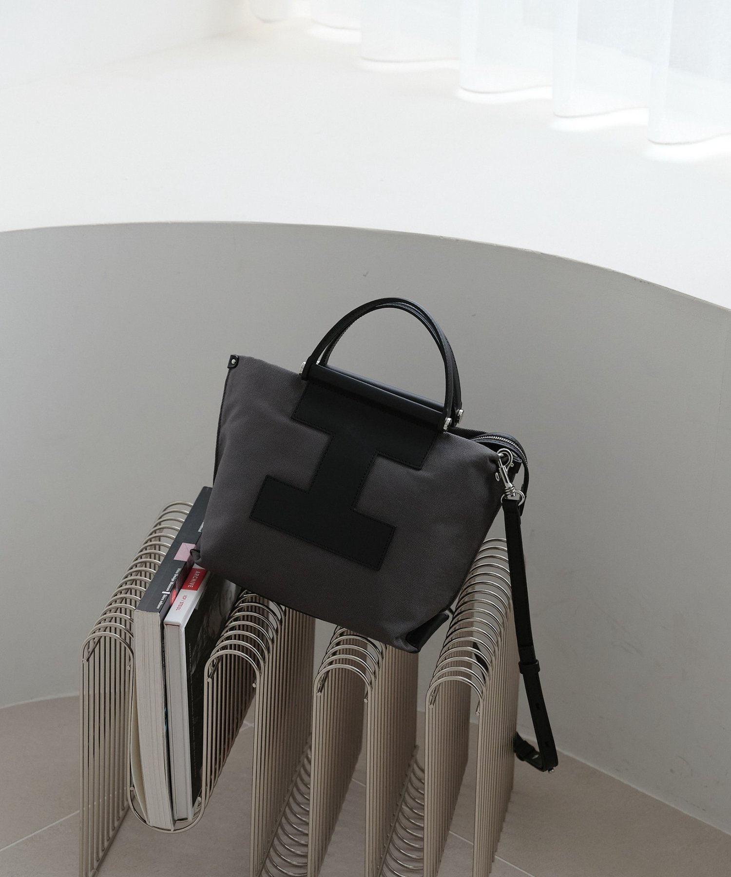 【イアクッチ/IACUCCI】のソルベット S CORDURA/RUGA インテリア・キッズ・メンズ・レディースファッション・服の通販 founy(ファニー) 　ファッション　Fashion　レディースファッション　Fashion for Women　コレクション　Collection, Seasonal Line　コンパクト　Compact, Small Size　今季　This Season, Current Season　ショルダー　Shoulder, Shoulder Strap　財布　Wallet, Purse　人気　Popular, Best Seller　ポーチ　Pouch, Small Case　別注　Limited Edition, Custom Order　再入荷　Restock / Back in Stock　グレー|ID: prp329100004801126 ipo3291000000035040743