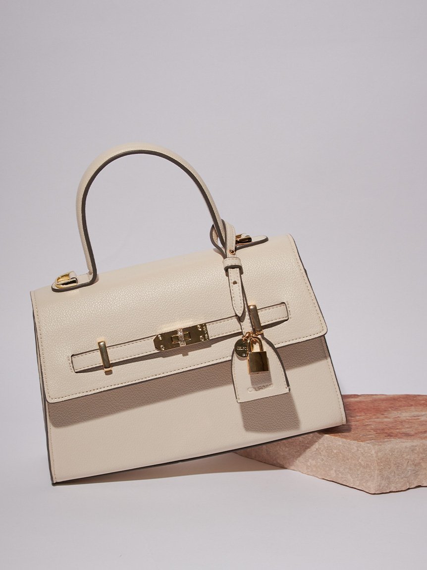 【セルフォード/CELFORD】のビジューツイストバックルハンドバッグ インテリア・キッズ・メンズ・レディースファッション・服の通販 founy(ファニー) 　ファッション　Fashion　レディースファッション　Fashion for Women　バッグ　Bags　コンパクト　Compact, Small Size　スマート　Smart, Elegant　ビジュー　Bijou, Jewel-like Accent　ポーチ　Pouch, Small Case　定番　Standard, Basic Item　財布　Wallet, Purse　IVR[003]|ID: prp329100004801166 ipo3291000000034834324