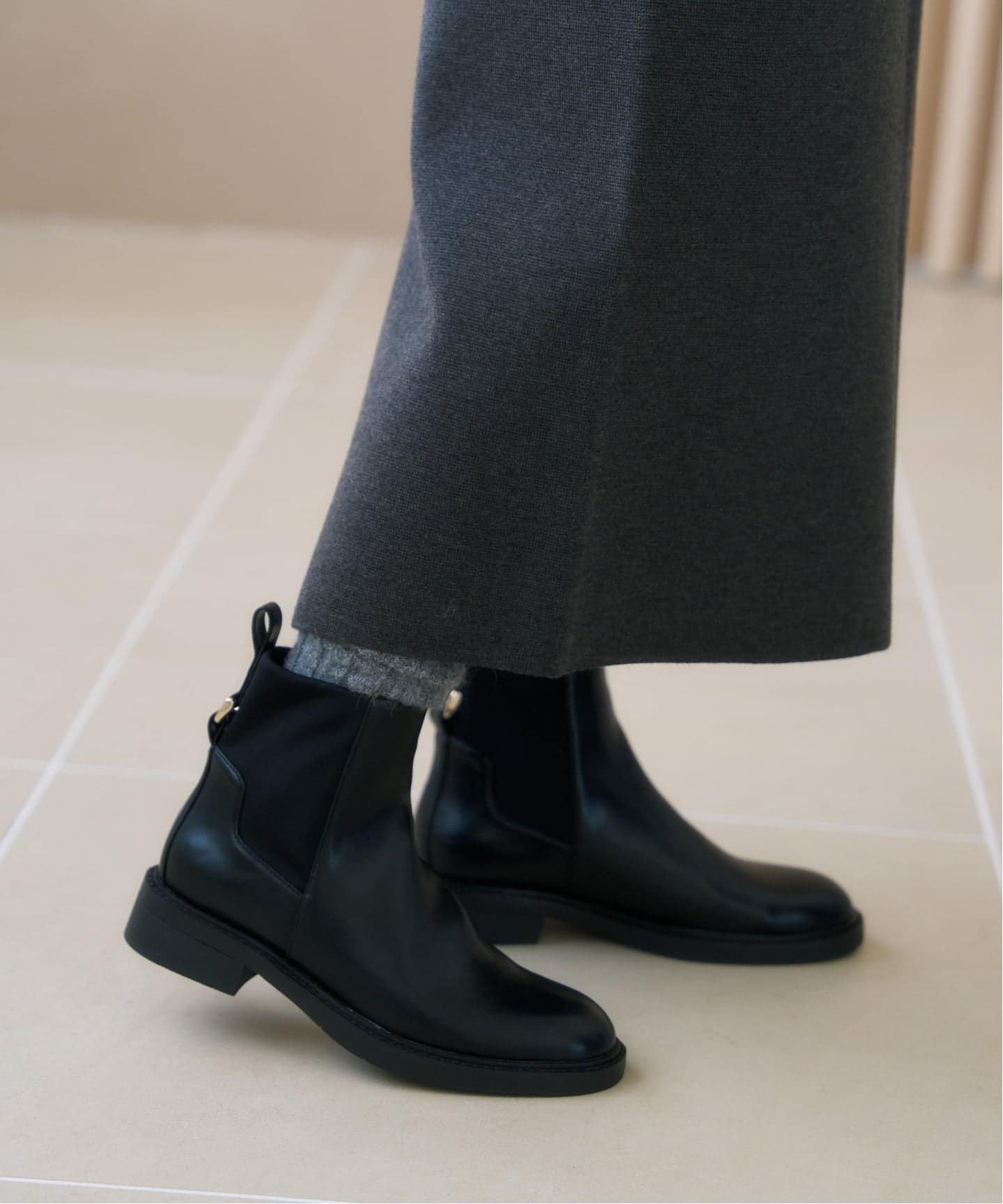 【ル タロン/Le Talon】のモールドストレッチショートブーツ インテリア・キッズ・メンズ・レディースファッション・服の通販 founy(ファニー) 　ファッション　Fashion　レディースファッション　Fashion for Women　シューズ　Shoes, Footwear　ショート　Short, Short Length　シンプル　Simple, Minimal　ストレッチ　Stretch, Stretchy Fabric　ブラック A|ID: prp329100004801209 ipo3291000000035043852