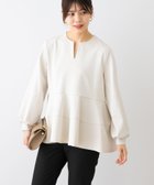 【アーバンリサーチ ロッソ/URBAN RESEARCH ROSSO】のF by ROSSO ペプラムカットプルオーバー 人気、トレンドファッション・服の通販 founy(ファニー) ファッション Fashion レディースファッション Fashion for Women トップス・カットソー Cut & Sew Tops カジュアルプルオーバー・ニットトップス Pullovers & Knit Tops / Casual Pullovers 2025年 2025 2025-2026秋冬・A/W Autumn/Winter 2025–26 AW25–26 冬 Winter / This Winter スキッパー Skipper, Open Collar スタイリッシュ Stylish, Fashionable タイトスカート Pencil Skirt, Tight Skirt フェミニン Feminine, Girly フォーマル Formal, Dressy ペプラム Peplum, Flared Hem エレガント 上品 Elegant A/W・秋冬 Autumn/Winter thumbnail ECRU|ID: prp329100004801222 ipo3291000000035030717