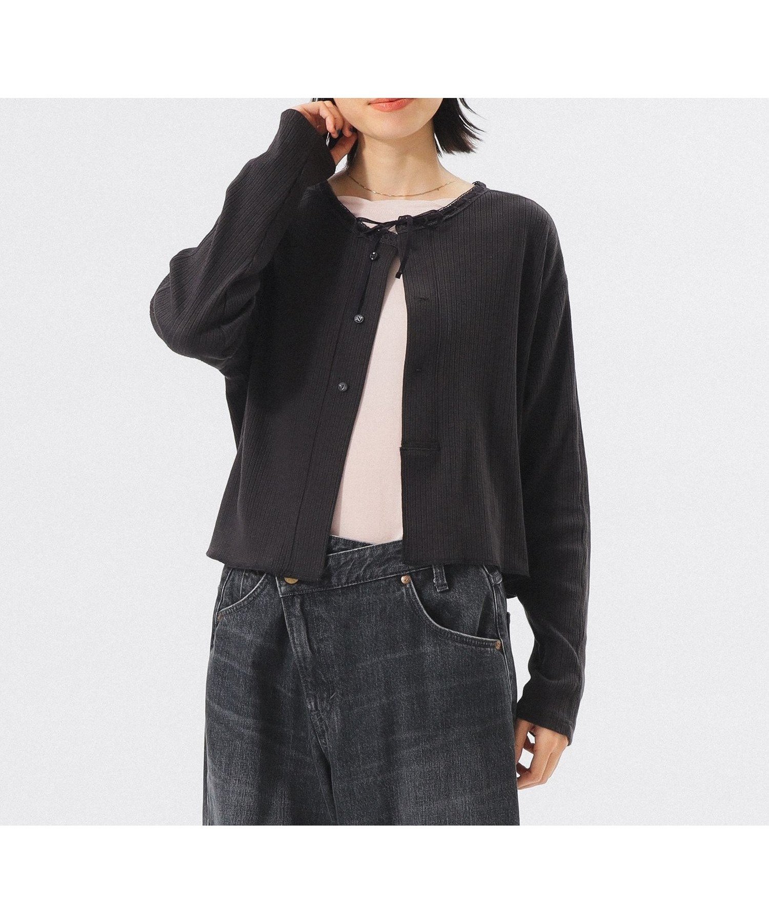 【ビームス ウイメン/BEAMS】のヘンリーネック レース カーディガン インテリア・キッズ・メンズ・レディースファッション・服の通販 founy(ファニー) ファッション Fashion レディースファッション Fashion for Women トップス・カットソー Cut & Sew Tops カーディガン・羽織り Layered Style Cardigans アンダー Underwear Essentials ウェーブ Wavy Pattern カーディガン Cardigan, Knitwear サロペット Overalls, Salopette ジャカード/ジャガード Jacquard, Woven Pattern 透かし Cut-Out, Lacework タンク Tank Top, Sleeveless Top バランス Balance, Style Balance フェミニン Feminine, Girly フレア Flare, Flared フロント Front, Front Design メッシュ Mesh, Net Fabric レース Lace, Lace Fabric ワイド Wide, Wide Fit おすすめ Recommended / Our Picks CHARCOAL.G|ID: prp329100004801230 ipo3291000000034834812