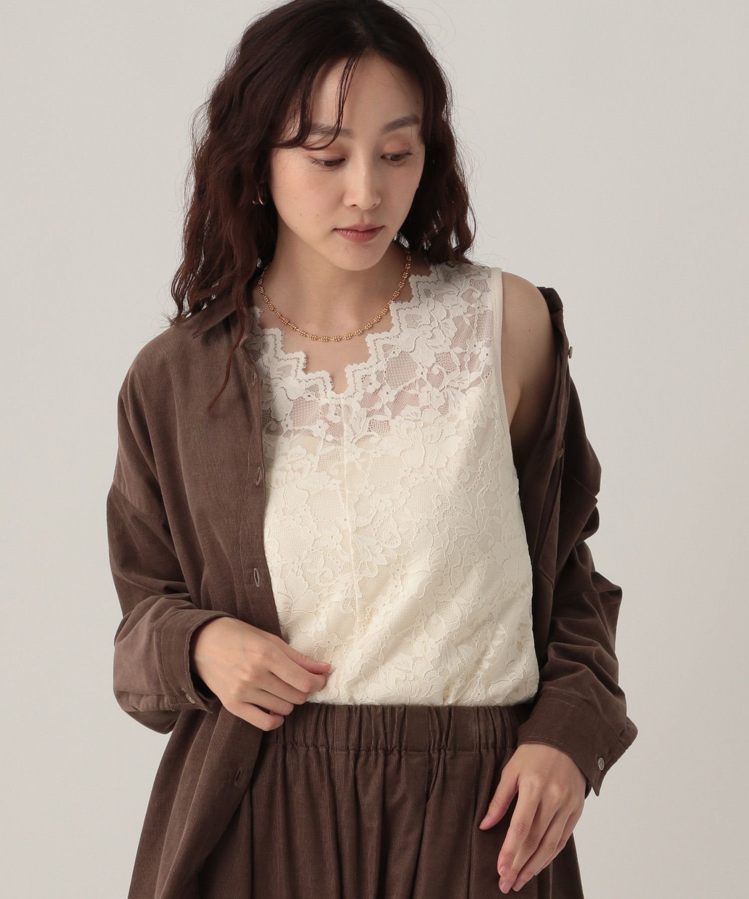 【エルーラ/Elura】の総レースタンク/611688 インテリア・キッズ・メンズ・レディースファッション・服の通販 founy(ファニー) 　ファッション　Fashion　レディースファッション　Fashion for Women　インナー　Innerwear　カーディガン　Cardigan, Knitwear　シンプル　Simple, Minimal　ストレッチ　Stretch, Stretchy Fabric　タンク　Tank Top, Sleeveless Top　トレンド　Trend, Trending Now　フィット　Fit, Slim Fit　レース　Lace, Lace Fabric　エレガント 上品　Elegant　ホワイト02|ID: prp329100004801288 ipo3291000000034835140