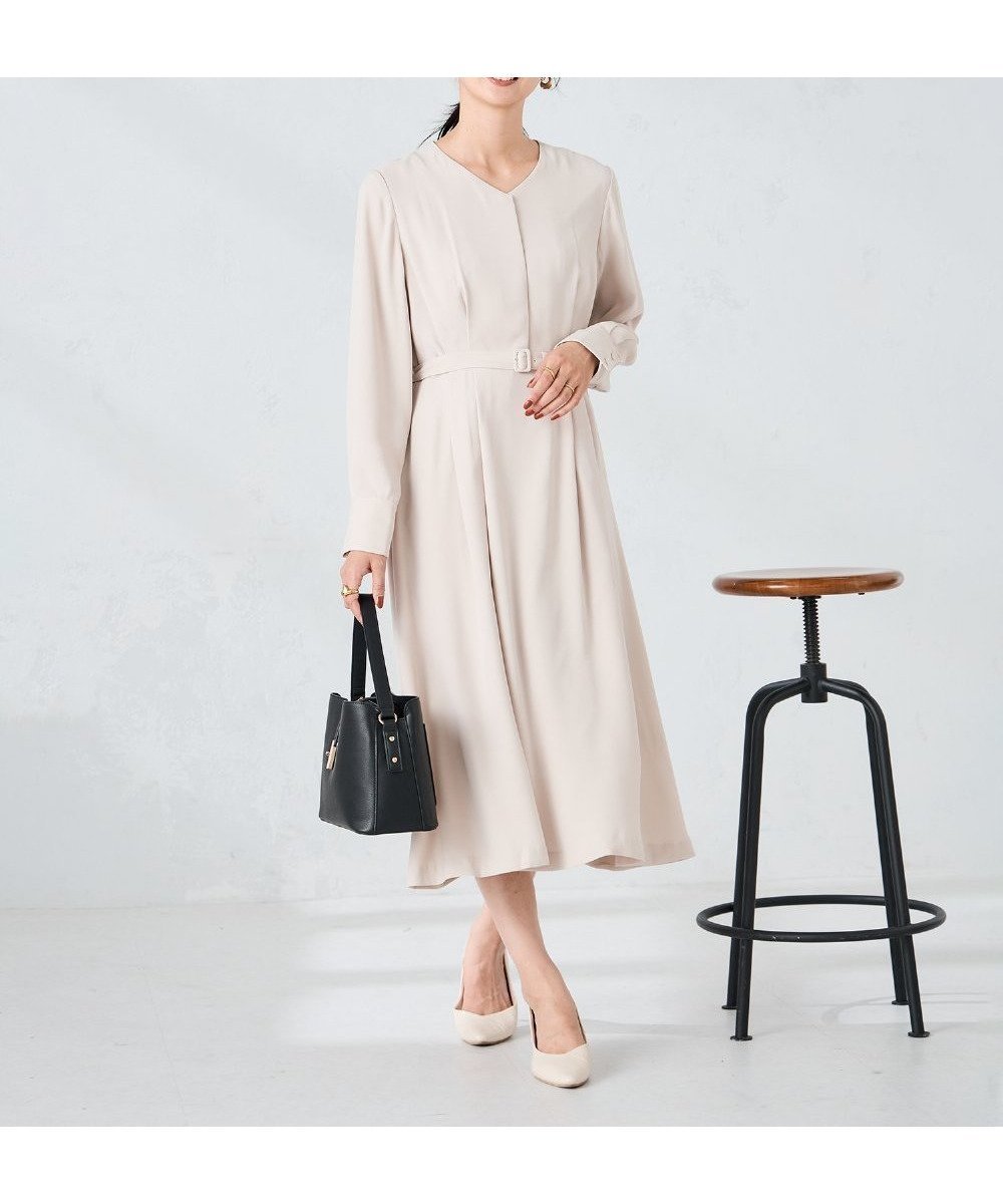 【アー ヴェー ヴェー/a.v.v】の【洗える】ウエストタックワンピース インテリア・キッズ・メンズ・レディースファッション・服の通販 founy(ファニー) ファッション Fashion レディースファッション Fashion for Women ワンピース Dresses おすすめ Recommended / Our Picks カーディガン Cardigan, Knitwear ジャケット Jacket, Outerwear ベーシック Basic, Essential 再入荷 Restock / Back in Stock 洗える Machine Washable ビジネス 仕事 通勤 Business / Work / Commuting ベージュ|ID: prp329100004801596 ipo3291000000034871850