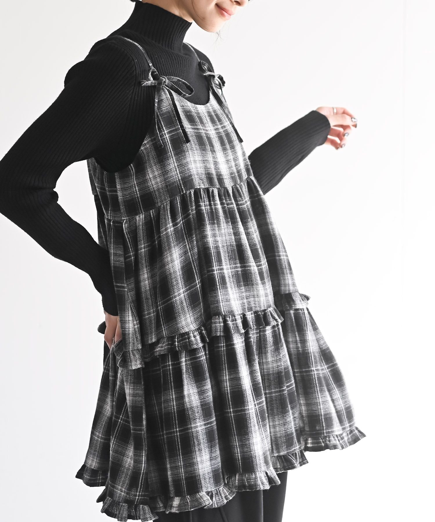 【アールピーエス/rps】の起毛チェックティアードキャミチュニック インテリア・キッズ・メンズ・レディースファッション・服の通販 founy(ファニー) ファッション Fashion レディースファッション Fashion for Women トップス・カットソー Cut & Sew Tops キャミソール&ノースリーブ Camisoles & Sleeveless Tops チェック Check, Plaid, Tartan ティアード Tiered, Tiered Style フリル Frill, Ruffle リボン Ribbon, Bow ブラック|ID: prp329100004801695 ipo3291000000034837977