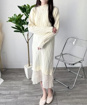 【アミュレット/Amulet】の【Dewlily】レースドッキングニットワンピース 人気、トレンドファッション・服の通販 founy(ファニー) ファッション Fashion レディースファッション Fashion for Women ワンピース Dresses ニットワンピース Knit Dresses シューズ Shoes, Footwear ショート Short, Short Length ドッキング Docking, Mixed Material ハイネック High Neck, Mock Neck バランス Balance, Style Balance バレエ Ballet, Ballet Style リラックス Relax, Relaxed Fit レース Lace, Lace Fabric ロング Long, Long-Length エレガント 上品 Elegant |ID:prp329100004801756