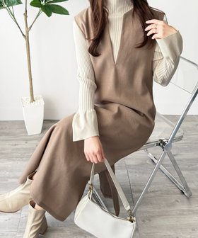 【アミュレット/Amulet】の【Amulet】ナチュラルキーネックジャンパースカート 人気、トレンドファッション・服の通販 founy(ファニー) ファッション Fashion レディースファッション Fashion for Women スカート Skirts インナー Innerwear ショート Short, Short Length シンプル Simple, Minimal スニーカー Sneakers, Trainers スリット Slit, Slit Detail スリーブ Sleeve, Long Sleeve / Short Sleeve タートルネック Turtleneck, High Neck フレンチ French, French Style リラックス Relax, Relaxed Fit ロング Long, Long-Length エレガント 上品 Elegant |ID:prp329100004801761