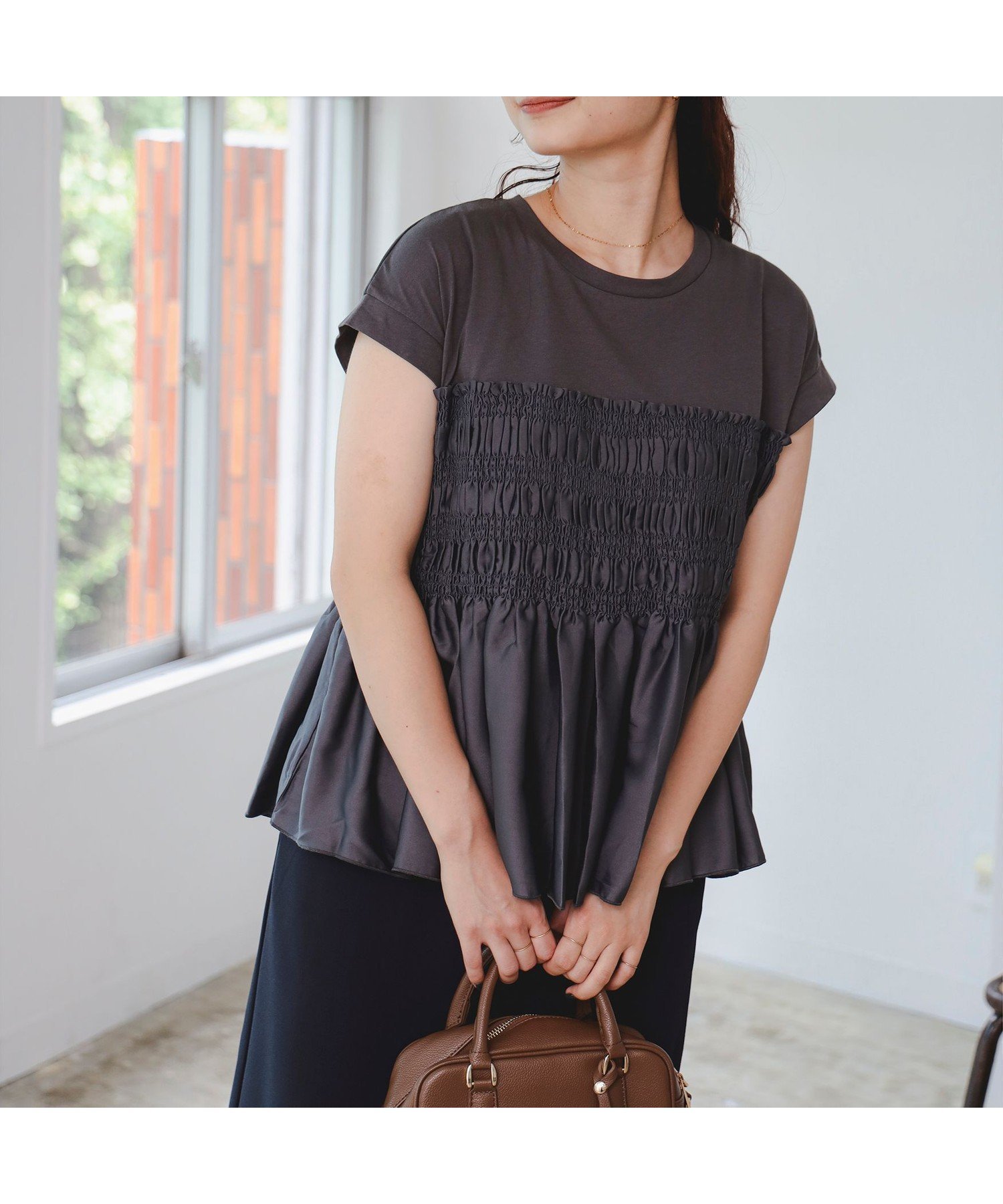 【ビームス ハート/BEAMS HEART】の異素材シャーリング フレンチ プルオーバー インテリア・キッズ・メンズ・レディースファッション・服の通販 founy(ファニー) ファッション Fashion レディースファッション Fashion for Women トップス・カットソー Cut & Sew Tops カジュアルプルオーバー・ニットトップス Pullovers & Knit Tops / Casual Pullovers ウェーブ Wavy Pattern ギャザー Gathered, Ruffled コンパクト Compact, Small Size シャーリング Shirring, Ruched シンプル Simple, Minimal タイトスカート Pencil Skirt, Tight Skirt デニム Denim, Jeans Material バランス Balance, Style Balance フレンチ French, French Style ワイド Wide, Wide Fit CHARCOAL|ID: prp329100004801766 ipo3291000000034838553