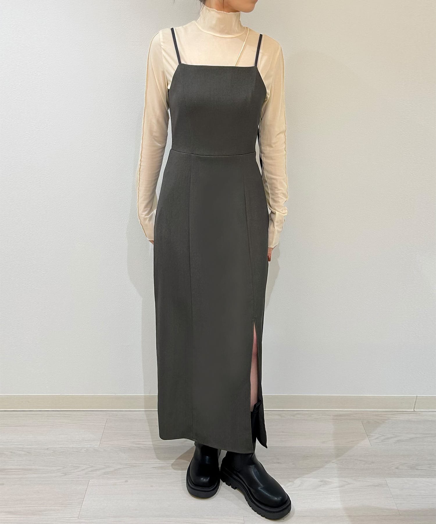 【ジュノア/JUNOAH】のバックリボンIラインキャミワンピース インテリア・キッズ・メンズ・レディースファッション・服の通販 founy(ファニー) ファッション Fashion レディースファッション Fashion for Women ワンピース Dresses キャミソールワンピース Camisole Dresses リボン Ribbon, Bow チャコール|ID: prp329100004801818 ipo3291000000034838883