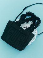 【ファーファー/FURFUR】の【限定カラー】ロゴパデッドトートバッグ 人気、トレンドファッション・服の通販 founy(ファニー) ファッション Fashion レディースファッション Fashion for Women バッグ Bags キルティング Quilted, Quilting クッション Cushion, Throw Pillow スマート Smart, Elegant ポケット Pocket, Pocket Detail thumbnail BLK[009]|ID: prp329100004801843 ipo3291000000034839023
