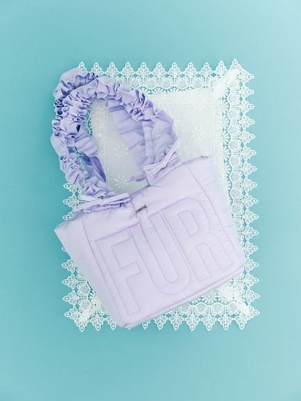 【ファーファー/FURFUR】の【限定カラー】ロゴパデッドトートバッグ インテリア・キッズ・メンズ・レディースファッション・服の通販 founy(ファニー) 　ファッション　Fashion　レディースファッション　Fashion for Women　バッグ　Bags　キルティング　Quilted, Quilting　クッション　Cushion, Throw Pillow　スマート　Smart, Elegant　ポケット　Pocket, Pocket Detail　LAV[071]|ID: prp329100004801843 ipo3291000000034839027