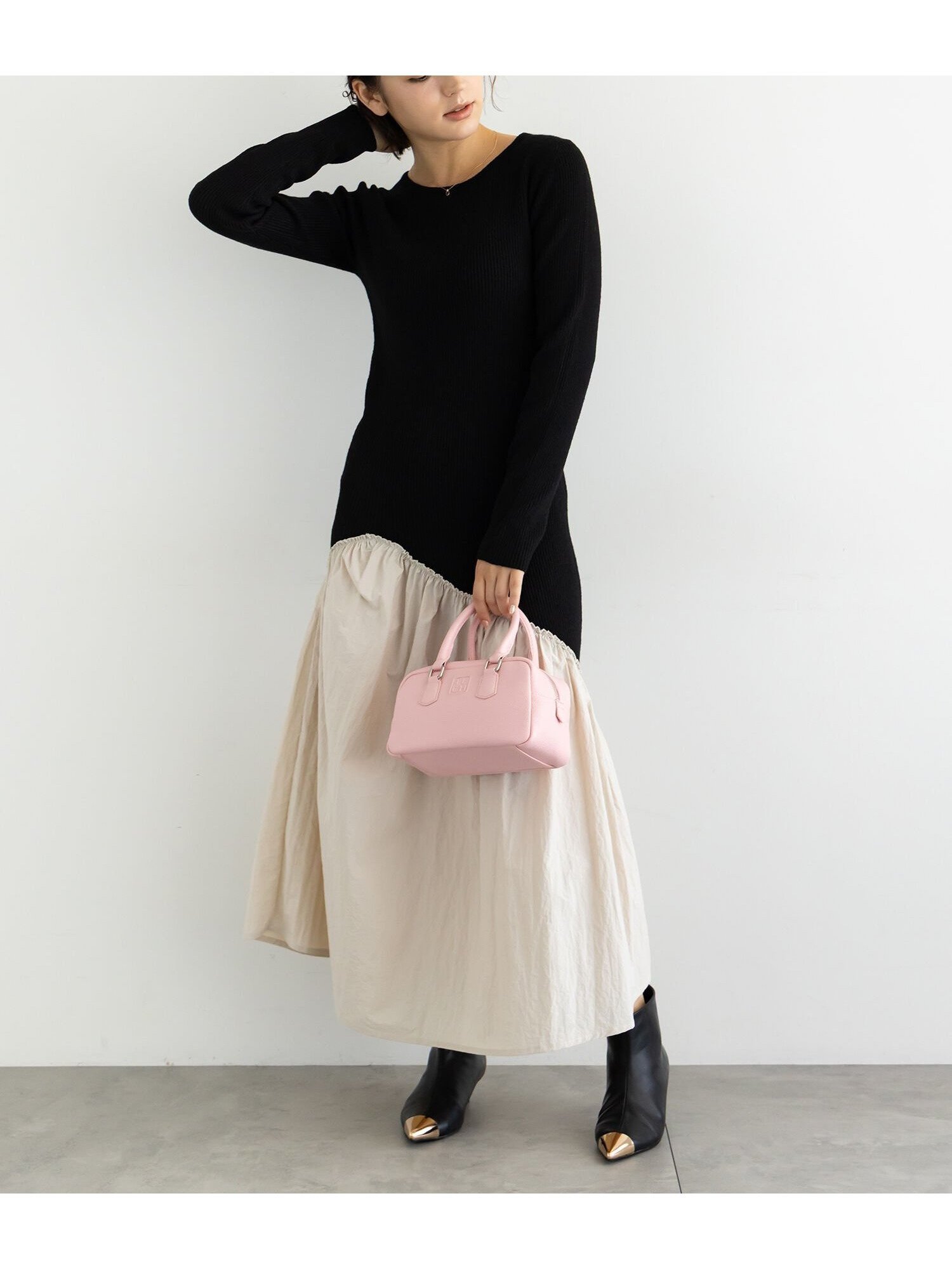 【テチチ/Te chichi】の【宮本茉由着用】リブニットドッキングアシメワンピース インテリア・キッズ・メンズ・レディースファッション・服の通販 founy(ファニー) 　ファッションモデル・俳優・女優　Models　女性　Women　宮本茉由　MIyamoto Mayu　ファッション　Fashion　レディースファッション　Fashion for Women　ワンピース　Dresses　アシンメトリー　Asymmetrical Style　ドッキング　Docking, Mixed Material　フェミニン　Feminine, Girly　リボン　Ribbon, Bow　ロング　Long, Long-Length　切替　Switching, Contrast Panel　ブラック|ID: prp329100004801888 ipo3291000000034839248