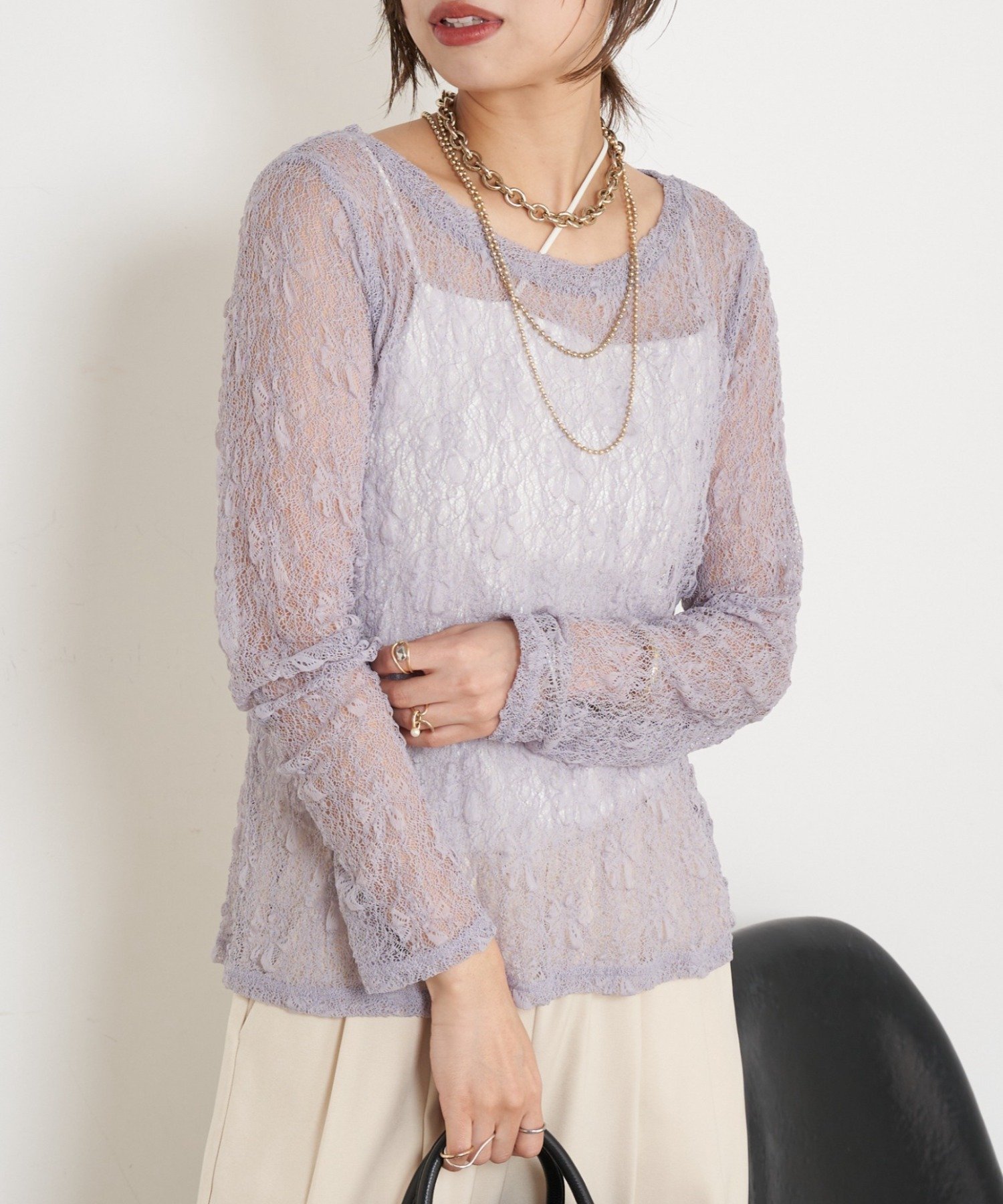 【ジェナ エスパス メルヴェイユ/Jena espace merveilleux】の【レイヤードで映える一枚】レースシアーカットソー インテリア・キッズ・メンズ・レディースファッション・服の通販 founy(ファニー) ファッション Fashion レディースファッション Fashion for Women トップス・カットソー Cut & Sew Tops カットソー・ベーシックTシャツ Cut-and-Sewn Tops / Stretch Tees & Basics カットソー Cut and Sewn Top キャミソール Camisole, Spaghetti Strap Top スマート Smart, Elegant フェミニン Feminine, Girly レース Lace, Lace Fabric ロング Long, Long-Length 再入荷 Restock / Back in Stock おすすめ Recommended / Our Picks エレガント 上品 Elegant パープル|ID: prp329100004802045 ipo3291000000034840197