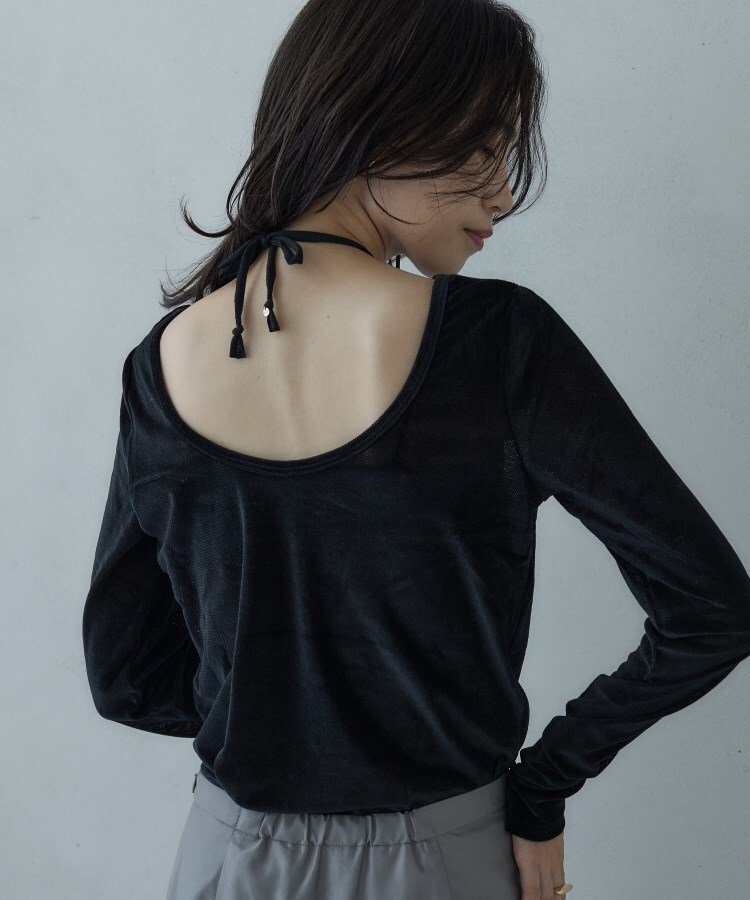 【インディヴィ/INDIVI】のバックカットアウトベロアカットソー インテリア・キッズ・メンズ・レディースファッション・服の通販 founy(ファニー) ファッション Fashion レディースファッション Fashion for Women トップス・カットソー Cut & Sew Tops カットソー・ベーシックTシャツ Cut-and-Sewn Tops / Stretch Tees & Basics ベロアトップス Velour Tops / Velvet-Look Items アクセサリー Fashion Accessories シンプル Simple, Minimal ストレッチ Stretch, Stretchy Fabric ベロア Velour, Soft Velvet ラウンド Round, Round Neck ブラック|ID: prp329100004802075 ipo3291000000034840459