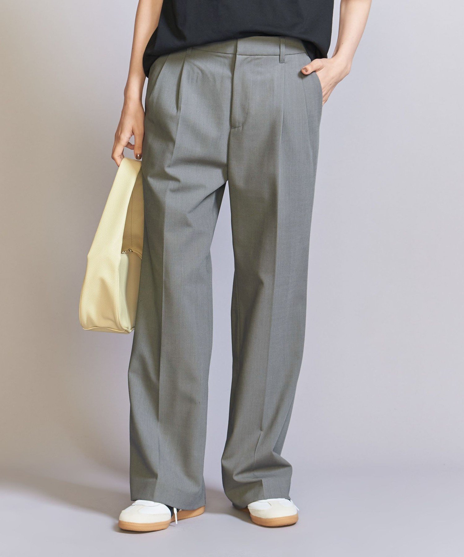 【ユナイテッドアローズ/UNITED ARROWS】のタック フレア パンツ インテリア・キッズ・メンズ・レディースファッション・服の通販 founy(ファニー) ファッション Fashion レディースファッション Fashion for Women パンツ Pants & Trousers 秋 Autumn サンダル Sandals, Summer Shoes センター Center, Center Line フレア Flare, Flared ポケット Pocket, Pocket Detail ルーズ Loose, Oversized アウトレット Outlet / Clearance おすすめ Recommended / Our Picks MD.GRAY|ID: prp329100004802183 ipo3291000000034841086