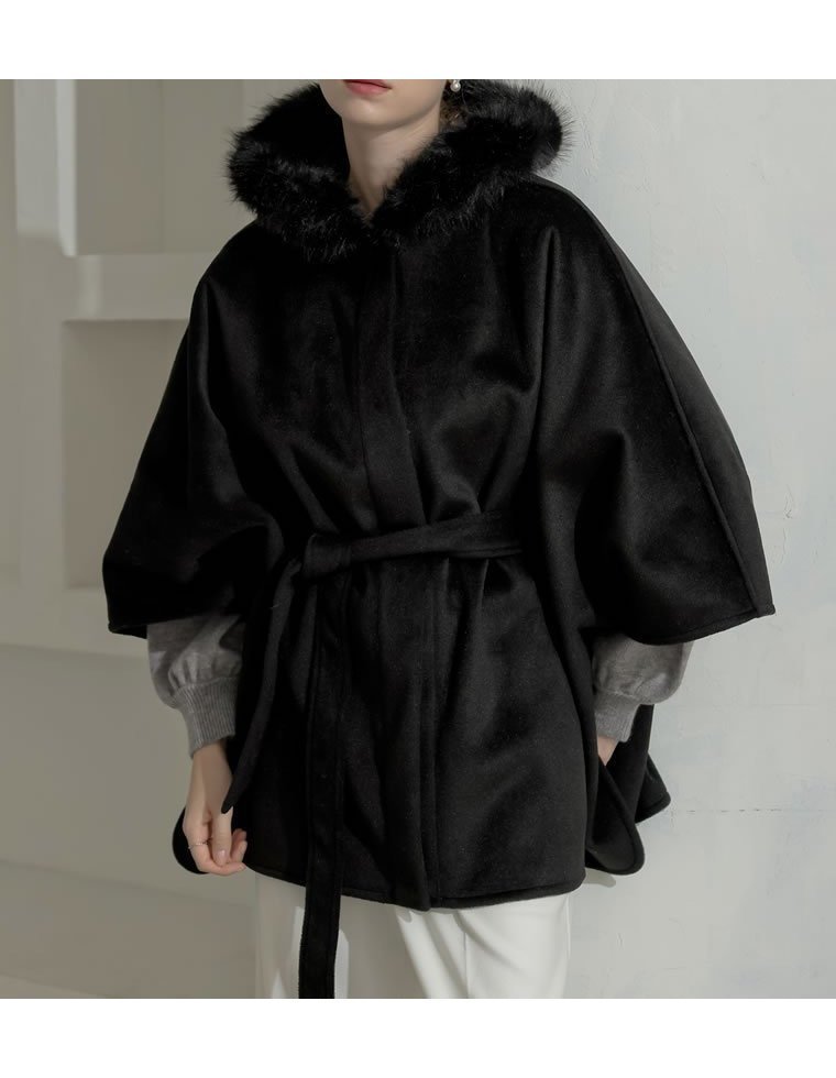 【リエディ/Re:EDIT】のリバーフーディーポンチョコート 人気、トレンドファッション・服の通販 founy(ファニー) ファッション Fashion レディースファッション Fashion for Women アウター Coat / Outerwear Collection コート・ロングコート・ピーコート Long Coats, Peacoats & More ポンチョ・ケープコート Ponchos & Capes クラシカル Classical, Vintage-Inspired トレンド Trend, Trending Now なめらか Smooth, Silky Texture バランス Balance, Style Balance フェイクファー Faux Fur, Imitation Fur フェイス Face, Facial Design ポケット Pocket, Pocket Detail ミドル Middle Length, Mid Height ワイド Wide, Wide Fit 冬 Winter / This Winter おすすめ Recommended / Our Picks エレガント 上品 Elegant other-1|ID: prp329100004802288 ipo3291000000034841770