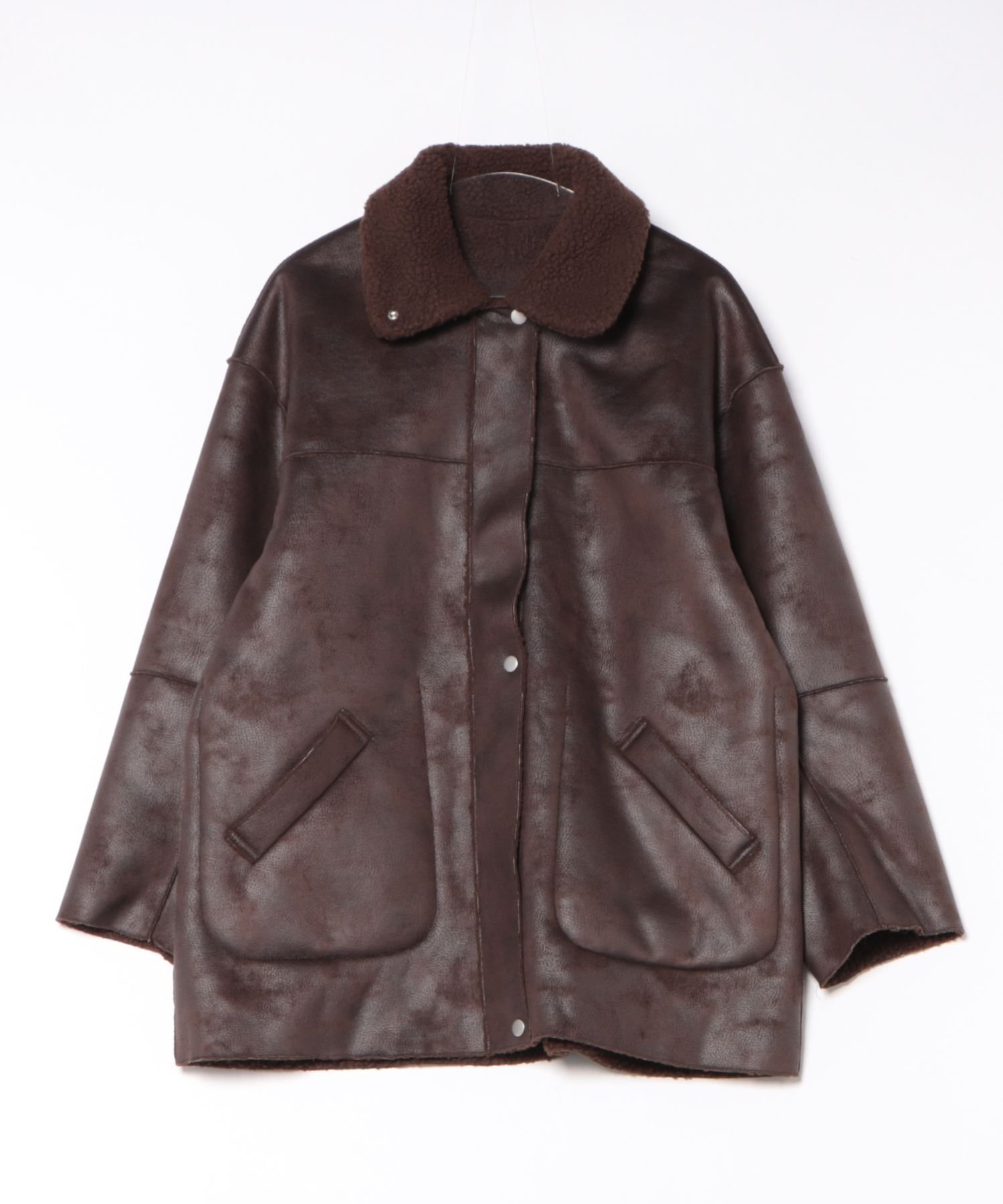 【セットアップセブン/SETUP7】のMAISON BREEZE reveur/リバーシブルFムートンコート trc インテリア・キッズ・メンズ・レディースファッション・服の通販 founy(ファニー) ファッション Fashion レディースファッション Fashion for Women アウター Coat / Outerwear Collection コート・ロングコート・ピーコート Long Coats, Peacoats & More ヴィンテージ Vintage Style スタンド Stand Collar, Upright Stand デニム Denim, Jeans Material パッチ Patch, Appliqué フェイクムートン Faux Shearling, Faux Mouton ポケット Pocket, Pocket Detail 防寒 Cold Protection, Winter-Ready リバーシブル Reversible, Two-Sided A/W・秋冬 Autumn/Winter 再入荷 Restock / Back in Stock 2025年 2025 2025-2026秋冬・A/W Autumn/Winter 2025–26 AW25–26 BRN|ID: prp329100004802296 ipo3291000000034841837