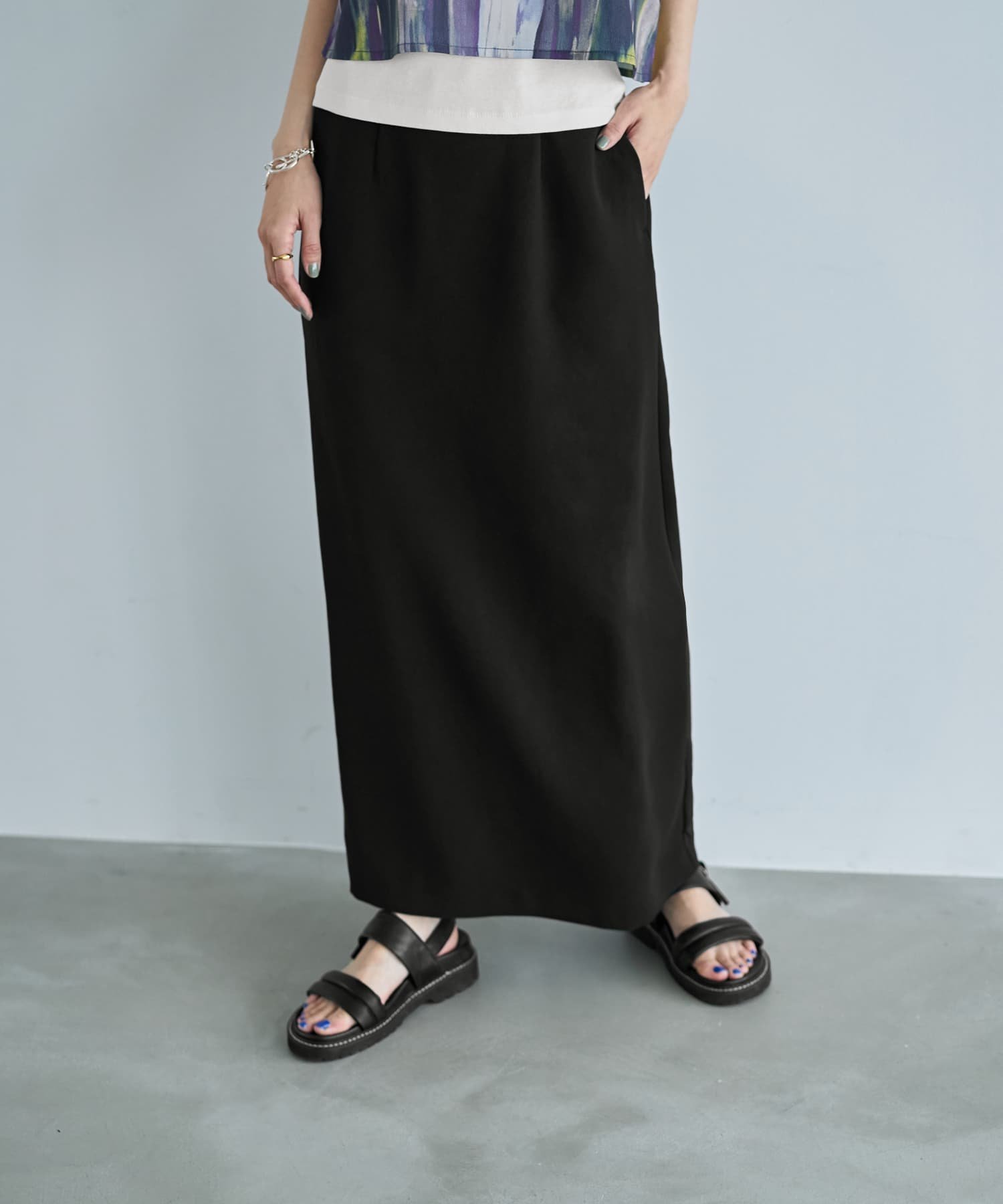 【スタイルデリ/STYLE DELI】の伸縮するマキシ丈ナロースカート 人気、トレンドファッション・服の通販 founy(ファニー) ファッション Fashion レディースファッション Fashion for Women スカート Skirts 春 Spring 秋 Autumn くるぶし Ankle-Length シフォン Chiffon, Lightweight Fabric シンプル Simple, Minimal ジャケット Jacket, Outerwear スタイリッシュ Stylish, Fashionable スニーカー Sneakers, Trainers スマート Smart, Elegant スリット Slit, Slit Detail スーツ Suit, Formalwear タイツ Tights, Legwear フィット Fit, Slim Fit フォルム Silhouette, Form ペチコート Petticoat, Underskirt ペンシル Pencil, Pencil Skirt ポケット Pocket, Pocket Detail 防寒 Cold Protection, Winter-Ready マキシ Maxi, Full Length ループ Loop, Loop Knit 夏 Summer エレガント 上品 Elegant other-1|ID: prp329100004802304 ipo3291000000034841899