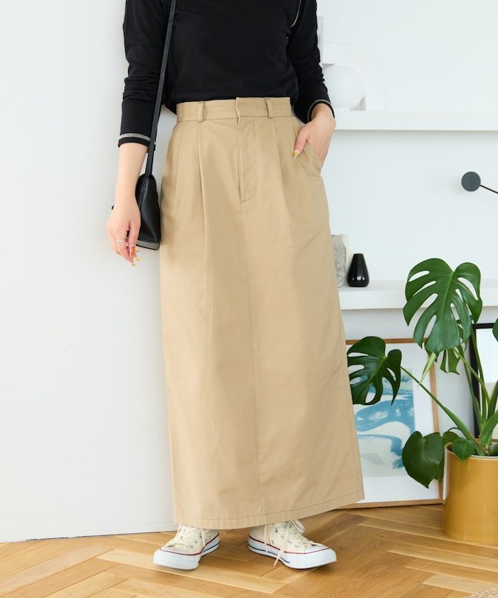【フリークスストア/FREAK'S STORE】のタック チノ スカート【限定展開】 25AW インテリア・キッズ・メンズ・レディースファッション・服の通販 founy(ファニー) 　ファッション　Fashion　レディースファッション　Fashion for Women　スカート　Skirts　2025年　2025　2025-2026秋冬・A/W　Autumn/Winter 2025–26 AW25–26　冬　Winter / This Winter　おすすめ　Recommended / Our Picks　ショート　Short, Short Length　シンプル　Simple, Minimal　スウェット / スエット　Sweatshirt, Sweatwear　スニーカー　Sneakers, Trainers　スリット　Slit, Slit Detail　バランス　Balance, Style Balance　フロント　Front, Front Design　ベーシック　Basic, Essential　ロング　Long, Long-Length　エレガント 上品　Elegant　秋　Autumn　A/W・秋冬　Autumn/Winter　ベージュ|ID: prp329100004802341 ipo3291000000034842163