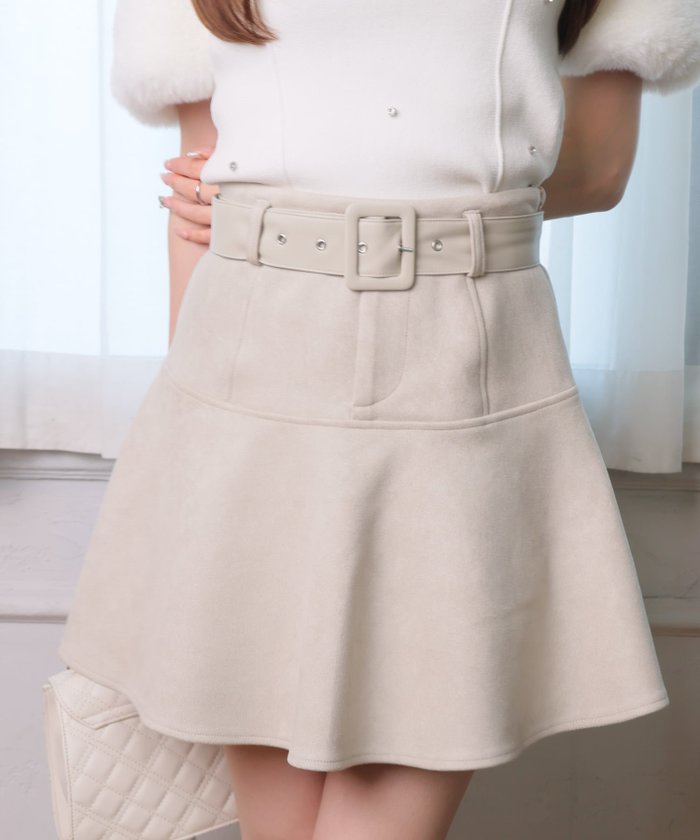 【リップサービス/LIP SERVICE】のLIP SERVICE/インナーショーパン付ベルトSETフレアスカート インテリア・キッズ・メンズ・レディースファッション・服の通販 founy(ファニー) https://founy.com/ ファッション Fashion レディースファッション Fashion for Women スカート Skirts Aライン・フレアスカート A-Line & Flared Skirts ベルト&ウエストマーク Belts & Waist Accessories 今季 This Season, Current Season ショート Short, Short Length シンプル Simple, Minimal トレンド Trend, Trending Now フィット Fit, Slim Fit フレア Flare, Flared ロング Long, Long-Length |ID: prp329100004802354 ipo3291000000034842258