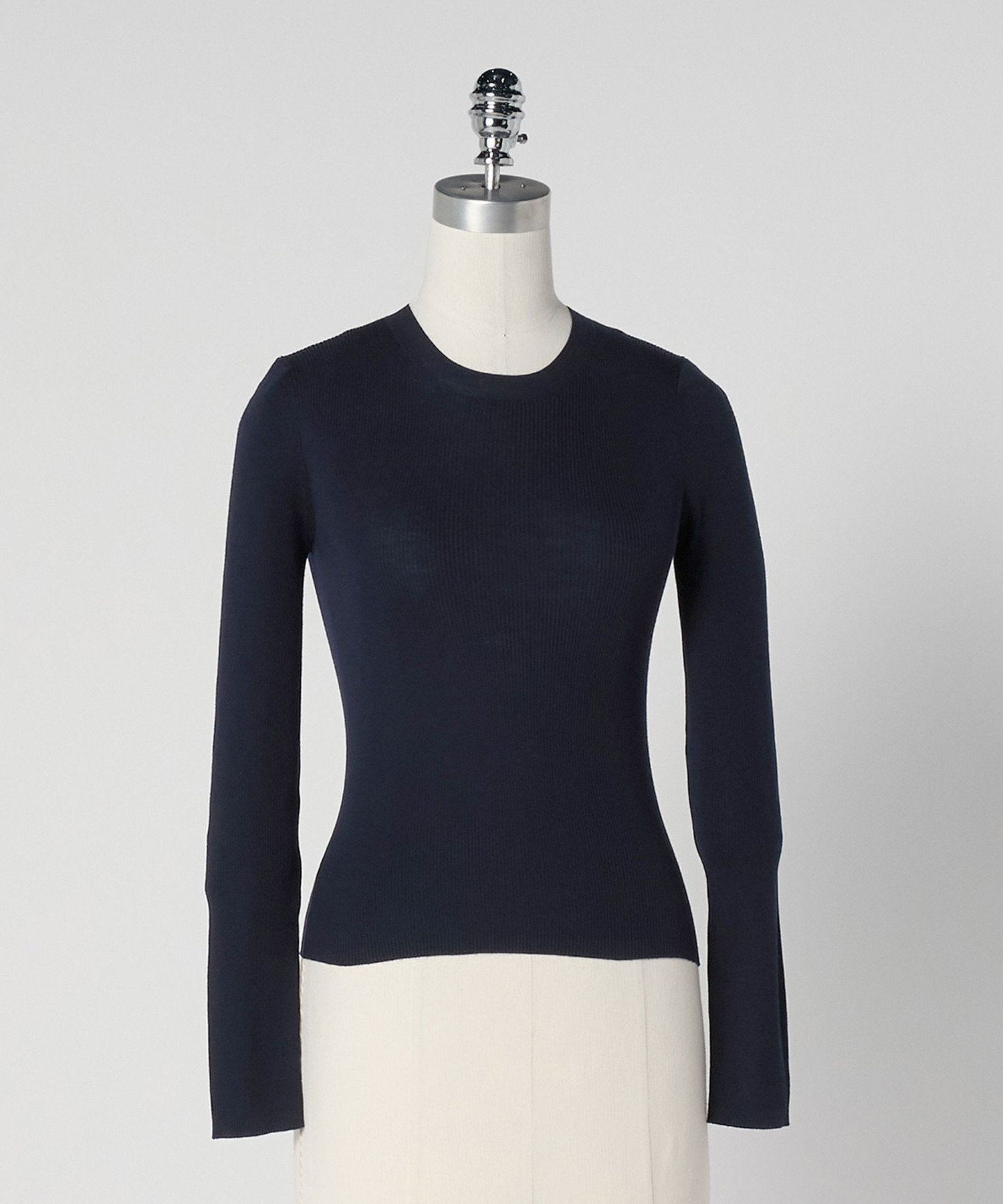 【ユナイテッドアローズ/UNITED ARROWS】のLOEFF 18ゲージ リブ クルーネック ニット インテリア・キッズ・メンズ・レディースファッション・服の通販 founy(ファニー) ファッション Fashion レディースファッション Fashion for Women トップス・カットソー Cut & Sew Tops ニット Knit Tops & Sweaters シンプル Simple, Minimal ベーシック Basic, Essential エレガント 上品 Elegant NAVY|ID: prp329100004802435 ipo3291000000034861558