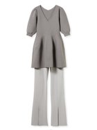 【フレイ アイディー/FRAY I.D】の【ONLINE限定】ペプラムニット フロントスリットストレッチパンツセットアップ/ウォッシャブル 人気、トレンドファッション・服の通販 founy(ファニー) ファッション Fashion レディースファッション Fashion for Women セットアップ Matching Sets レディースパンツ・ボトムス Pants & Trousers / Bottoms ウォッシャブル Machine Washable ストレッチ Stretch, Stretchy Fabric スマート Smart, Elegant スリット Slit, Slit Detail セットアップ Set-Up, Coordinated Outfit フォルム Silhouette, Form フロント Front, Front Design ペプラム Peplum, Flared Hem thumbnail GRY[006]|ID: prp329100004802442 ipo3291000000034842863