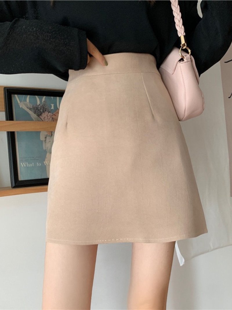 【ディアベル/DIAVEL】のシンプル台形ミニスカート インテリア・キッズ・メンズ・レディースファッション・服の通販 founy(ファニー) ファッション Fashion レディースファッション Fashion for Women スカート Skirts ミニスカート Mini Skirts アクセサリー Fashion Accessories イヤリング Earrings インナー Innerwear カーディガン Cardigan, Knitwear キャスケット Casquette, Newsboy Cap クール Cool, Chic ショルダー Shoulder, Shoulder Strap ショート Short, Short Length シルバー Silver, Metallic Silver シンプル Simple, Minimal ストレッチ Stretch, Stretchy Fabric スニーカー Sneakers, Trainers タートル Turtleneck, Turtle Collar タートルネック Turtleneck, High Neck チェーン Chain, Chain Strap 台形 A-Line, Trapezoid Shape バランス Balance, Style Balance パール Pearl, Pearl Accent フェミニン Feminine, Girly ブレスレット Bracelet, Wristband ベーシック Basic, Essential ミニスカート Mini Skirt, Short Skirt リラックス Relax, Relaxed Fit ロング Long, Long-Length A/W・秋冬 Autumn/Winter 再入荷 Restock / Back in Stock アイボリー|ID: prp329100004802464 ipo3291000000034843060