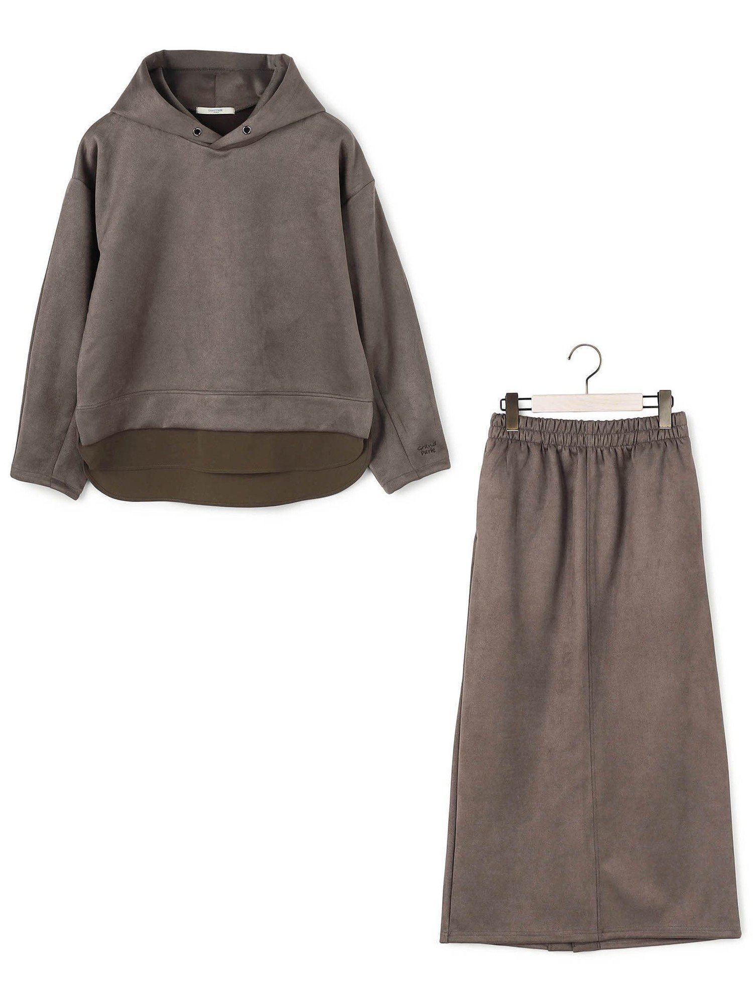 【ニコル/NICOLE】の【セット企画】ディアスキン レイヤード風パーカー+スカート インテリア・キッズ・メンズ・レディースファッション・服の通販 founy(ファニー) ファッション Fashion レディースファッション Fashion for Women スカート Skirts シンプル Simple, Minimal スリット Slit, Slit Detail スリーブ Sleeve, Long Sleeve / Short Sleeve セットアップ Set-Up, Coordinated Outfit パーカー Hoodie, Parka ベーシック Basic, Essential ポケット Pocket, Pocket Detail 39チャコールグレー|ID: prp329100004802472 ipo3291000000034843114