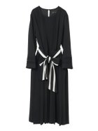 【ピンクハウス/PINK HOUSE】のサッシュベルト付きワンピース 人気、トレンドファッション・服の通販 founy(ファニー) ファッション Fashion レディースファッション Fashion for Women ワンピース Dresses ベルト&ウエストマーク Belts & Waist Accessories エレガント 上品 Elegant カフス Cuff Design サテン Satin, Glossy Fabric とろみ Fluid, Flowy Fabric プリーツ Pleats, Pleated ボーダー Border, Stripe ロング Long, Long-Length おすすめ Recommended / Our Picks thumbnail クロ|ID: prp329100004802480 ipo3291000000034843153